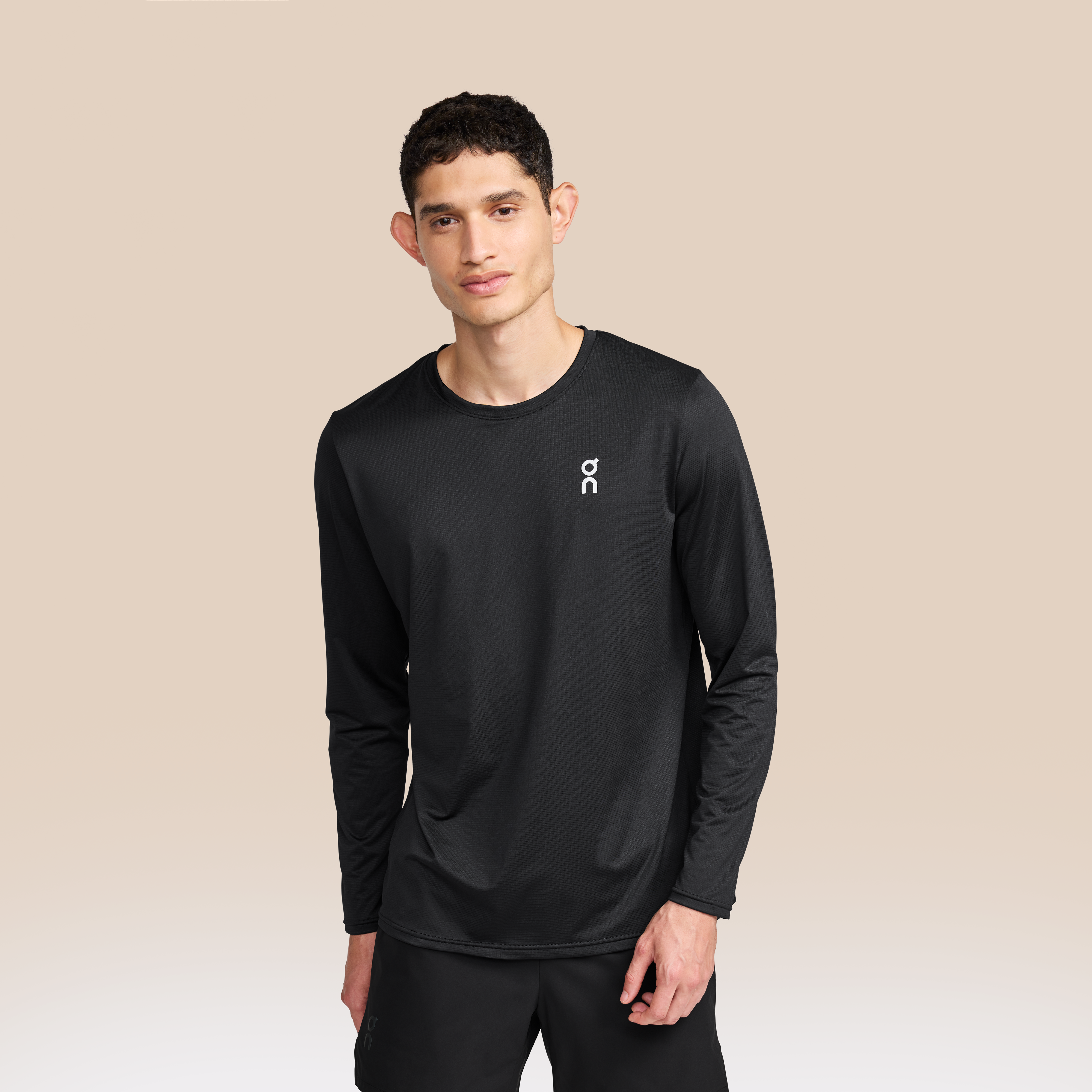 Core Long-T Long-Sleeve Shirt in Black