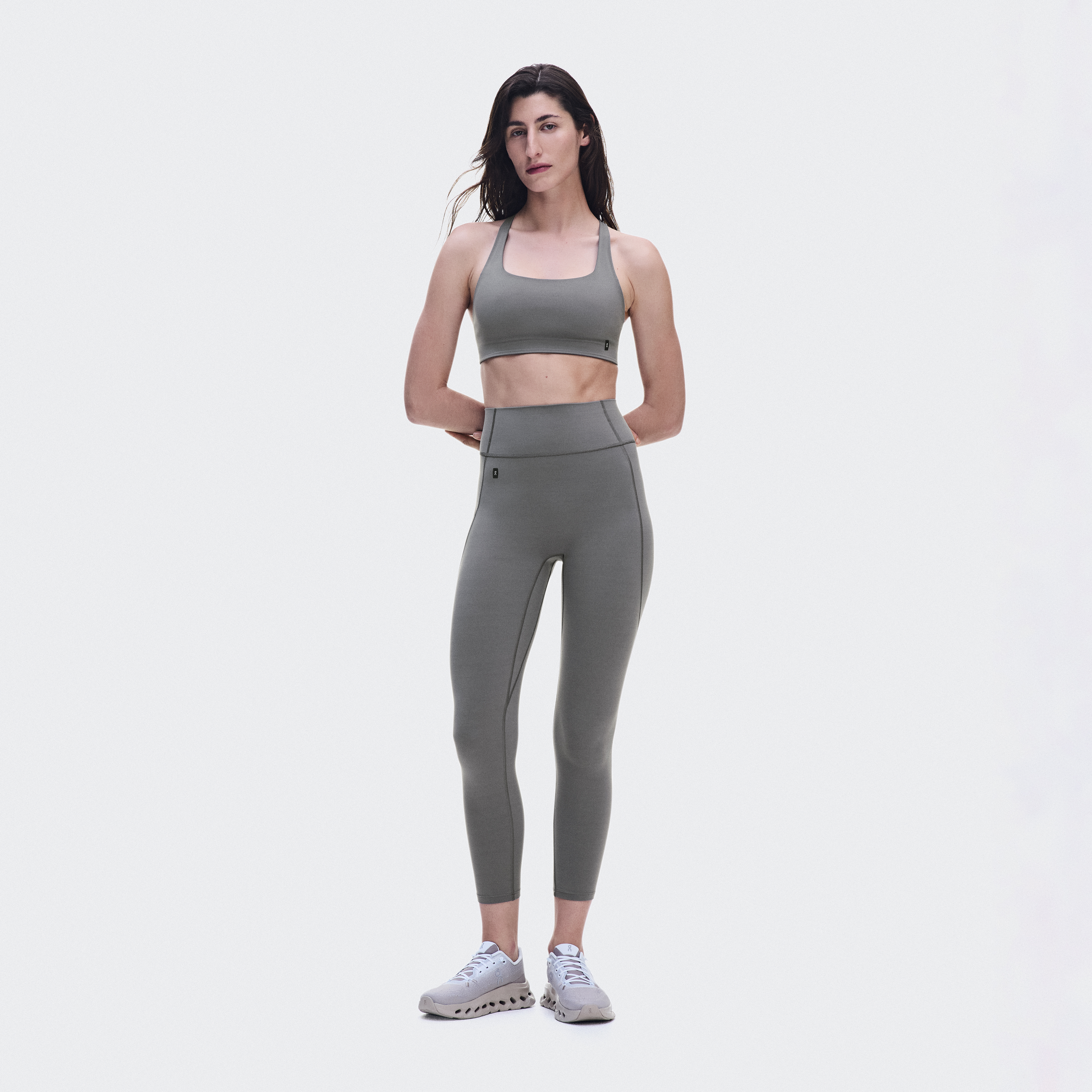 Studio Leggings 7/8 Mid-Length Tights in Ember