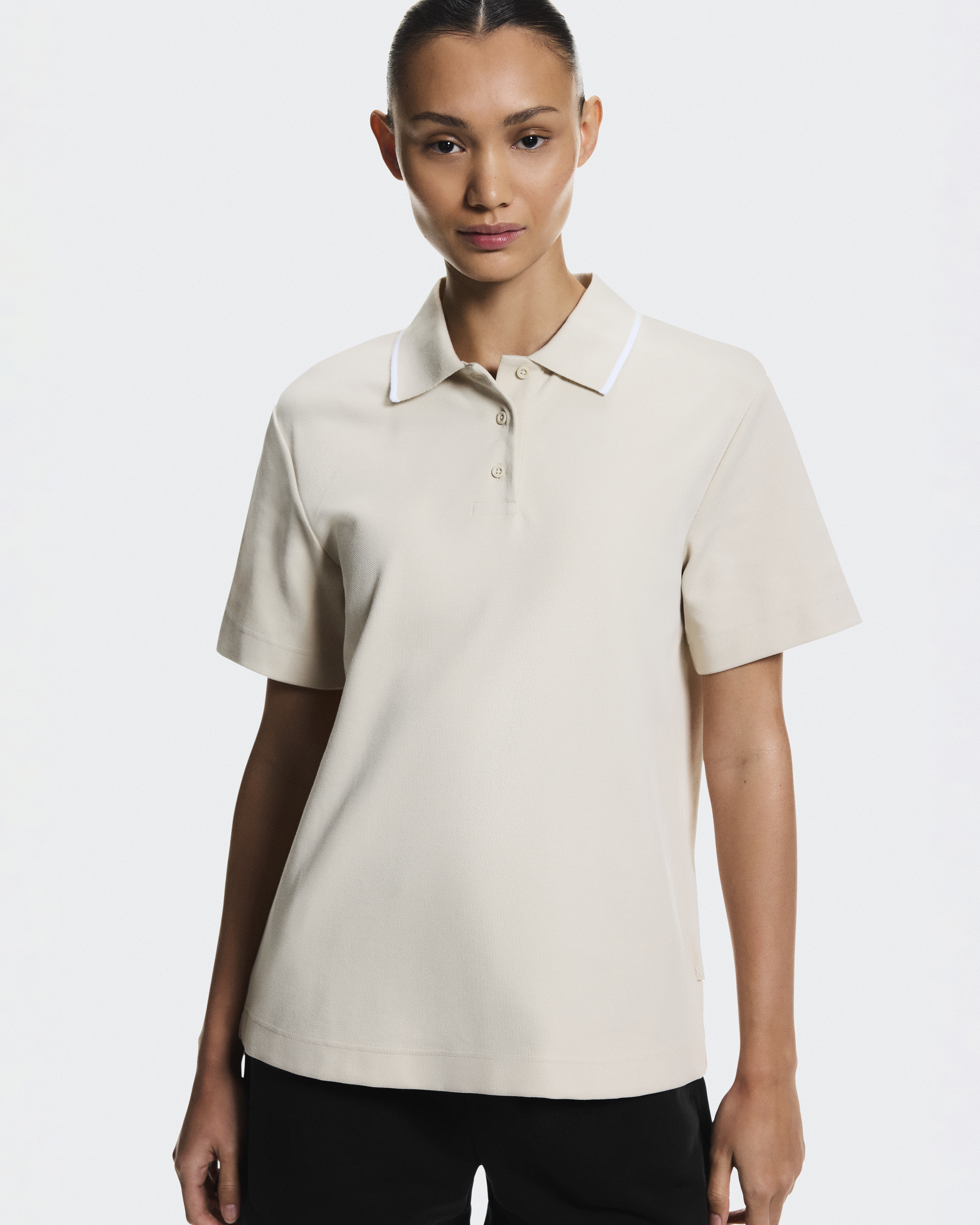 Women's Courtside Polo | Beige & White | On United States