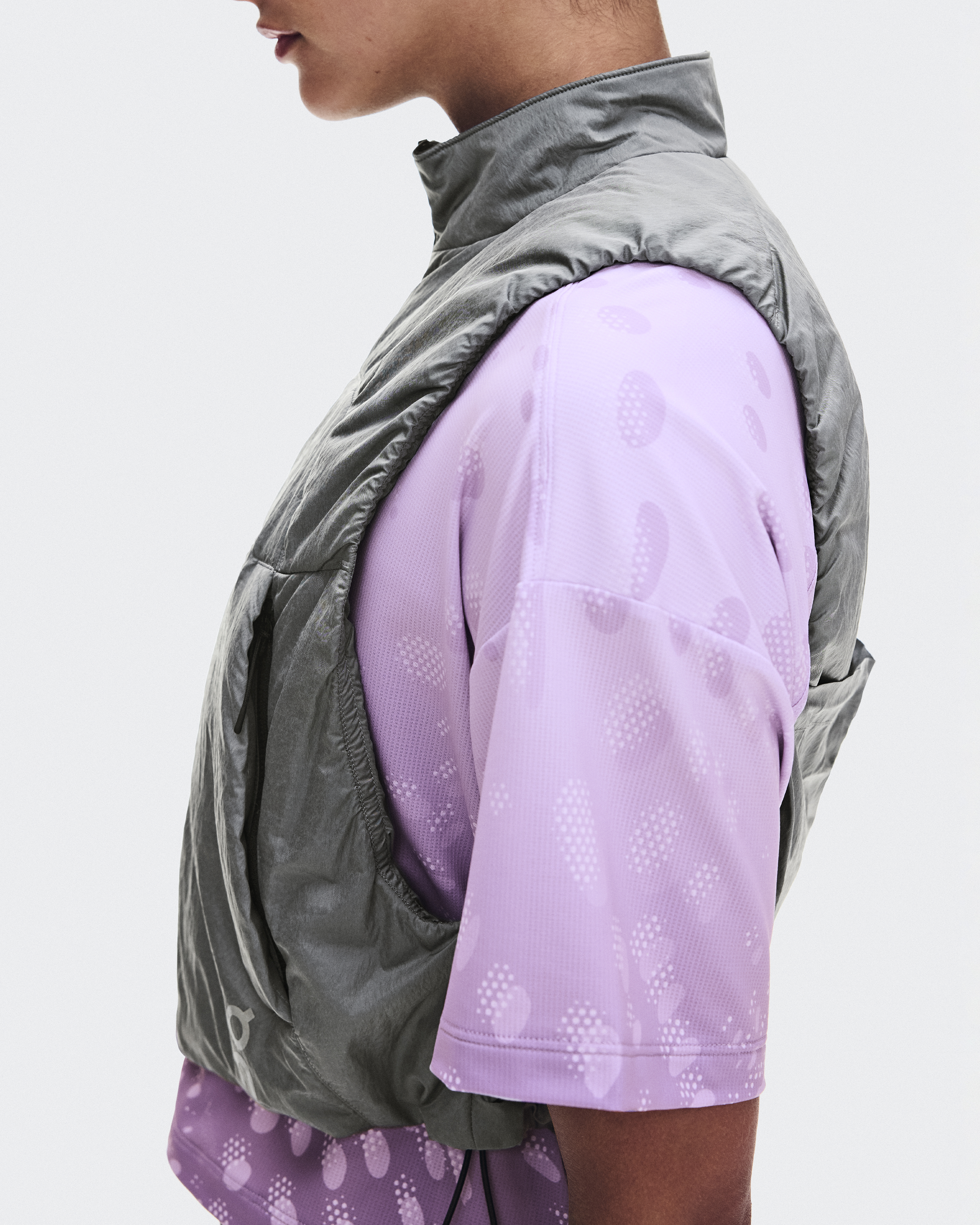 Women's Performance Volt Vest | Grey | On Japan