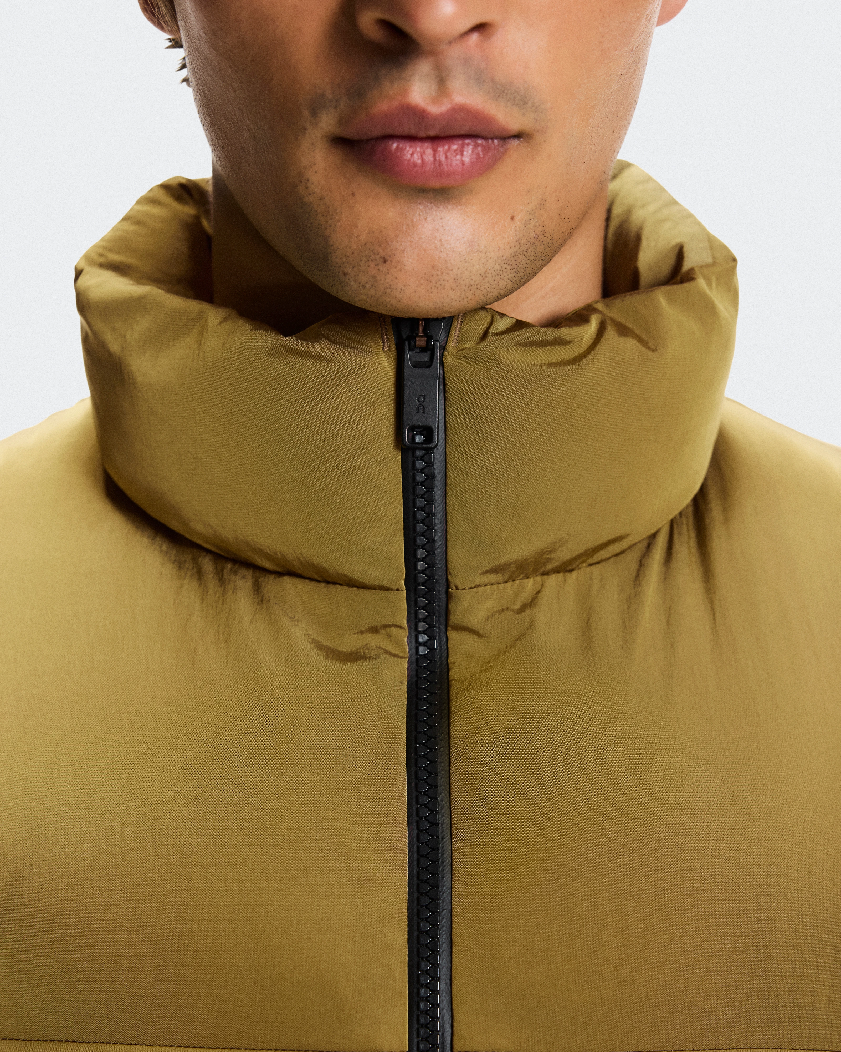 On All-Day Puffer Vest Nutmeg Men Jackets