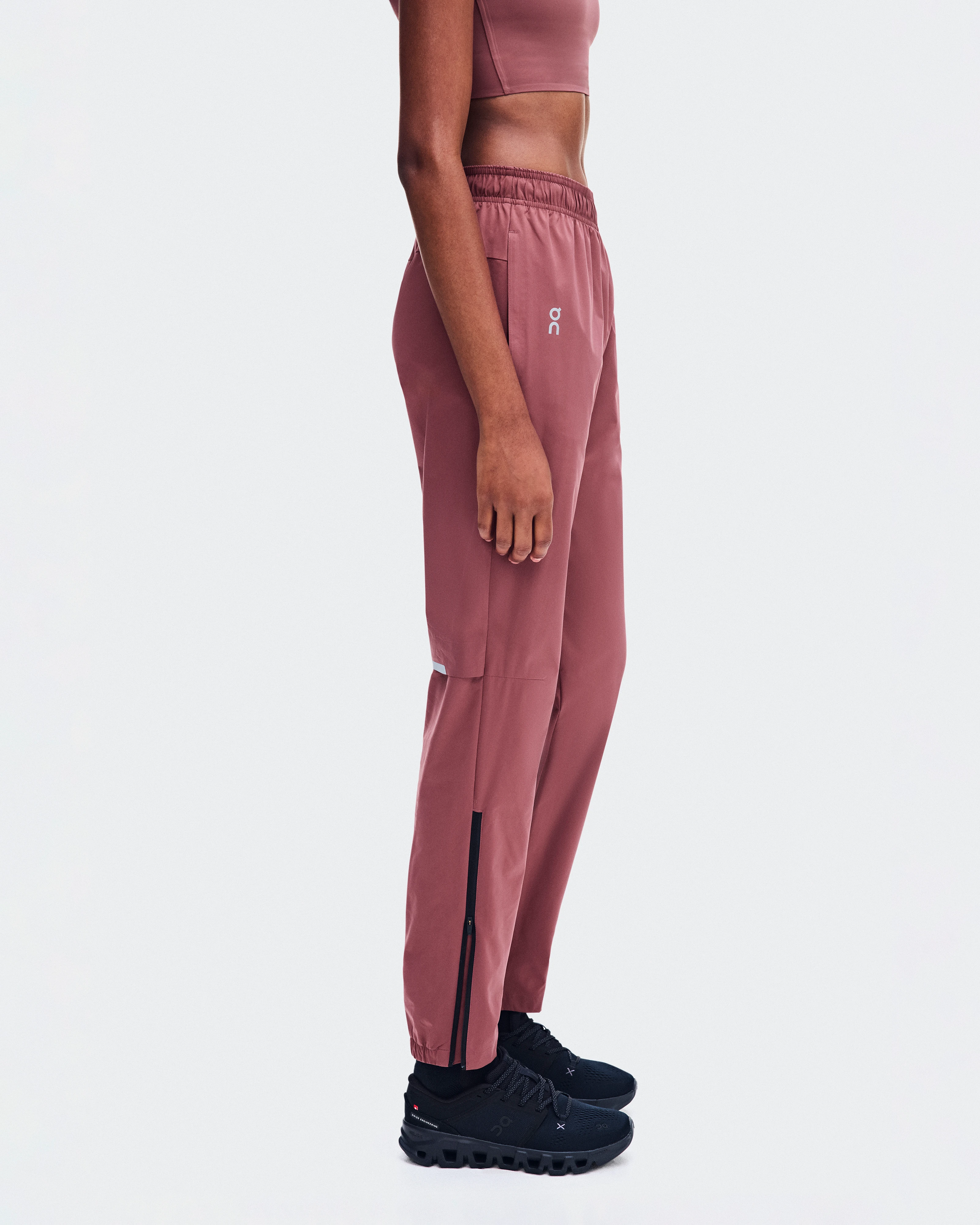 On Core Pants Barberry Women Pants