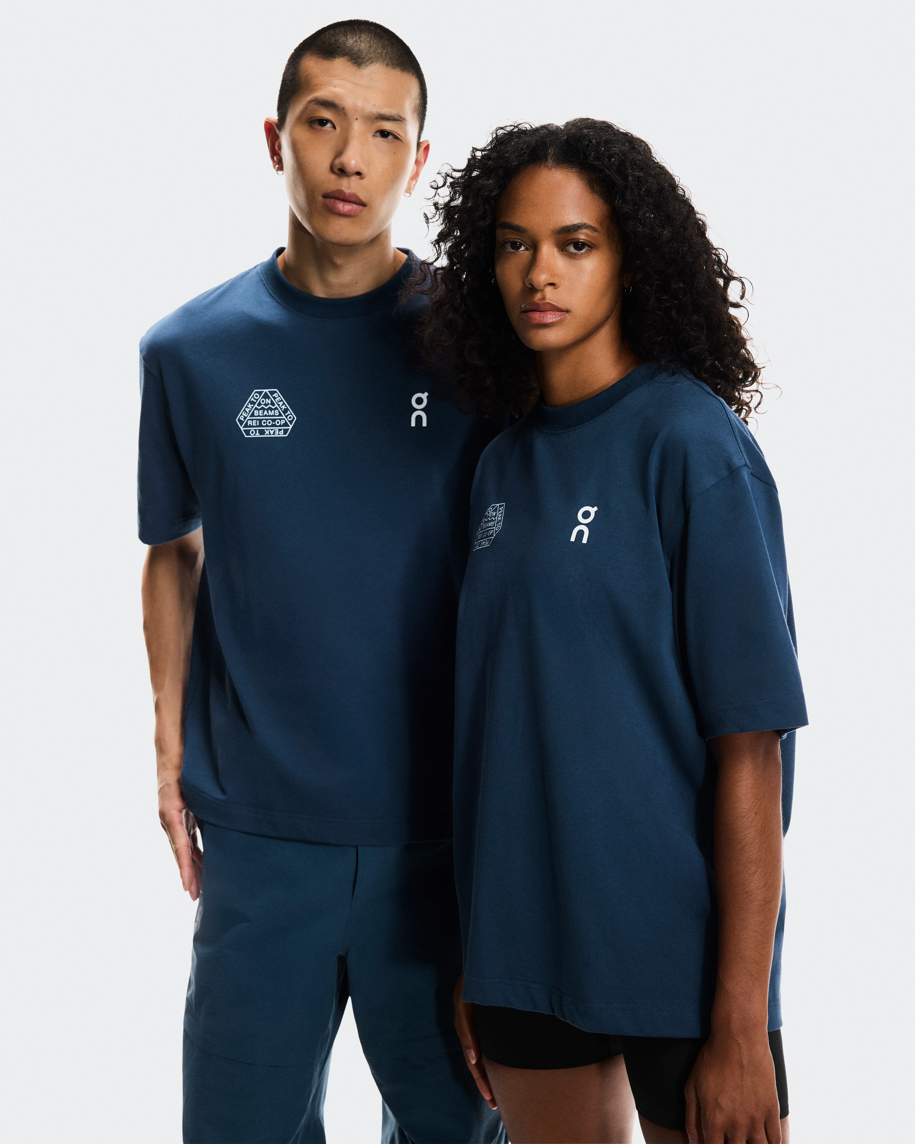 On Studio-T BEAMS REI Pacific Unisex Tops and t-shirts