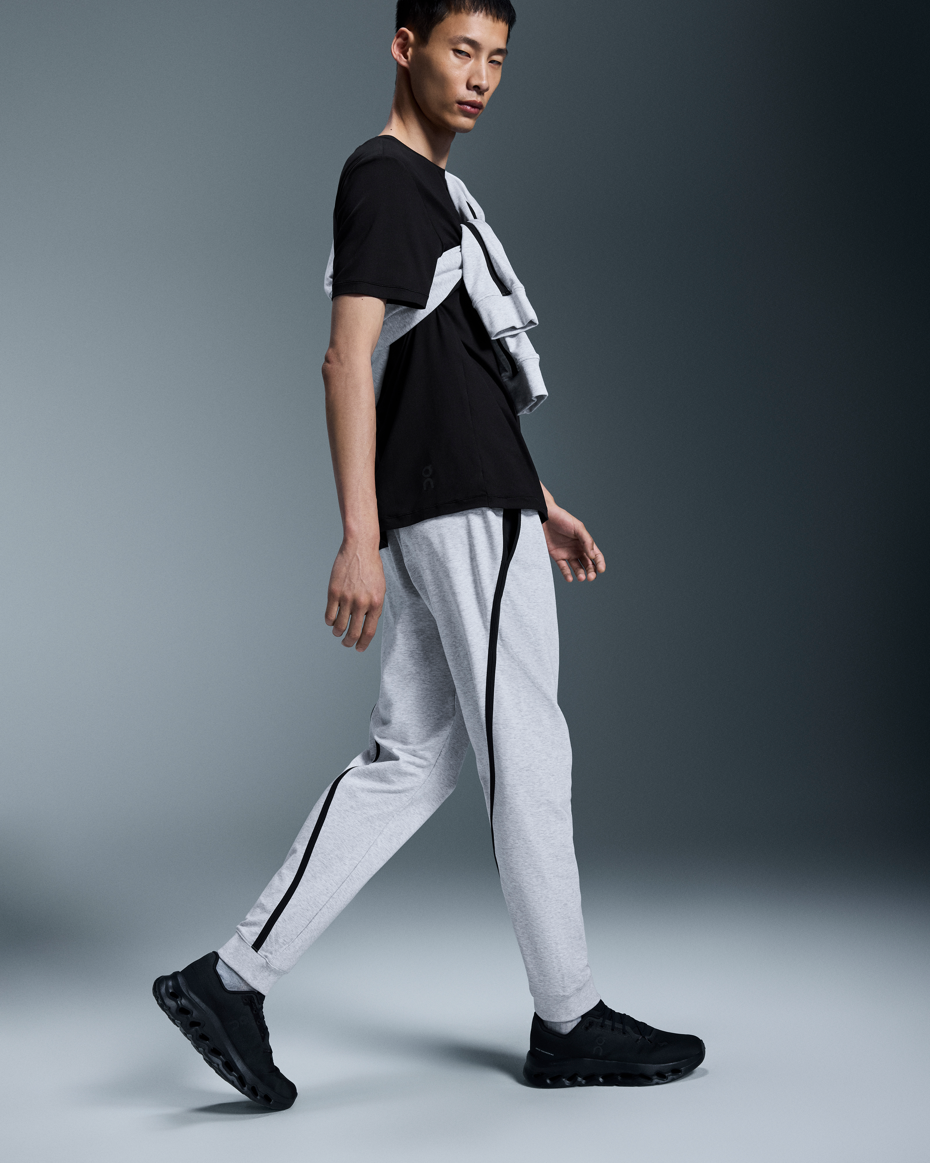 Studio JoggersMen / Crater / L