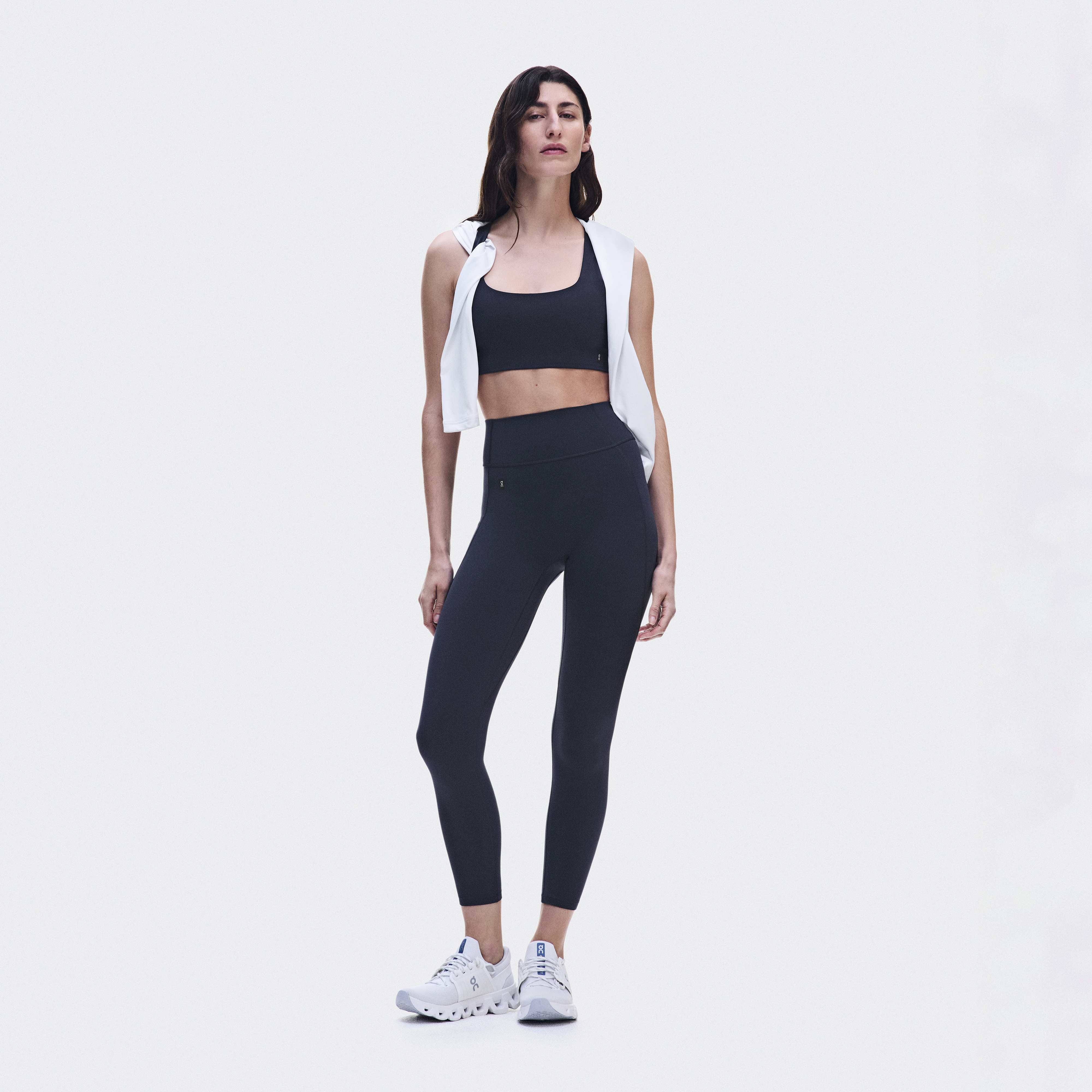 Studio Leggings 7/8 Mid-Length Tights in Navy