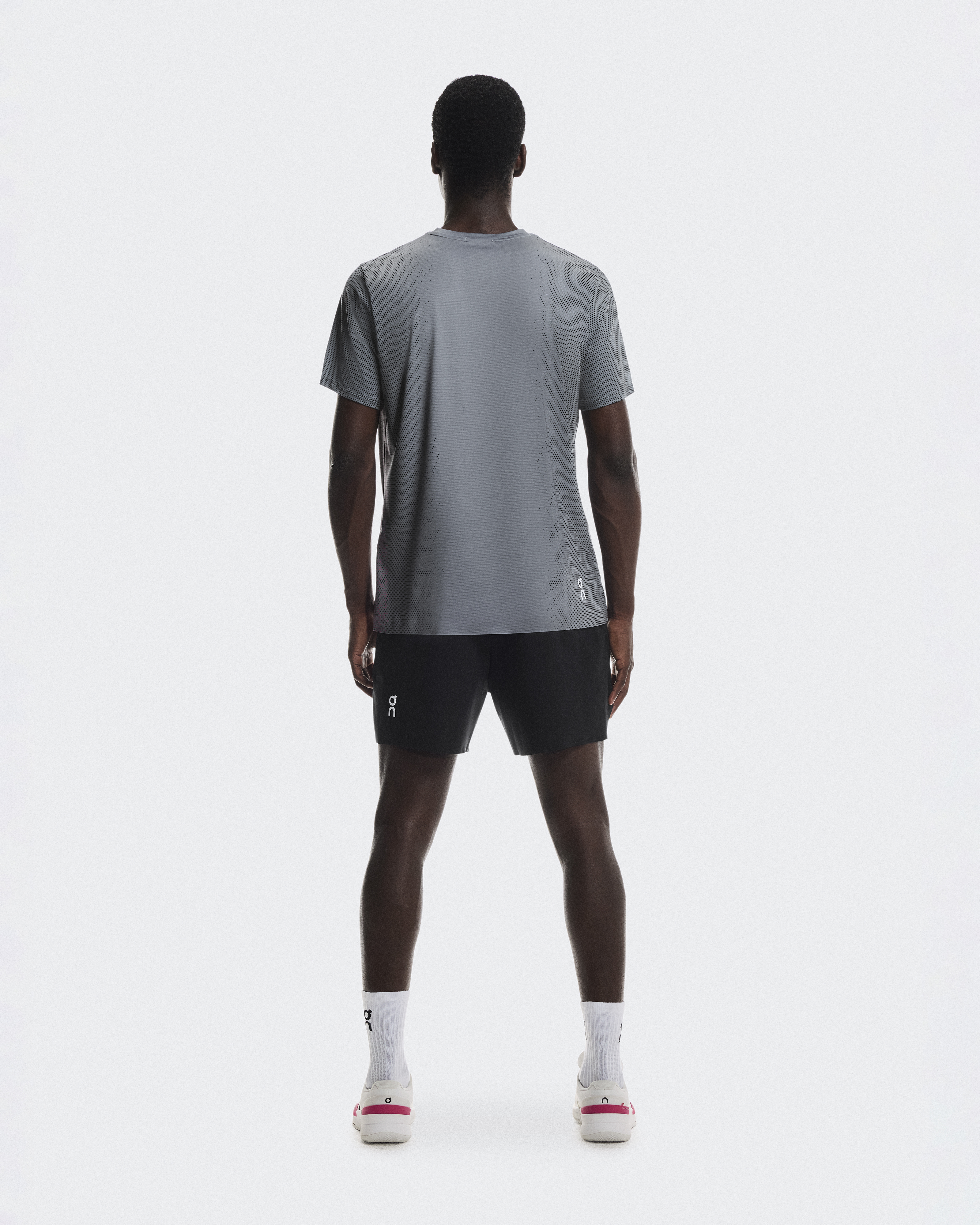 【On】Court-T メンズ XSサイズ Men's Court-T: Lightweight, Versatile Tennis Tee | On | On
