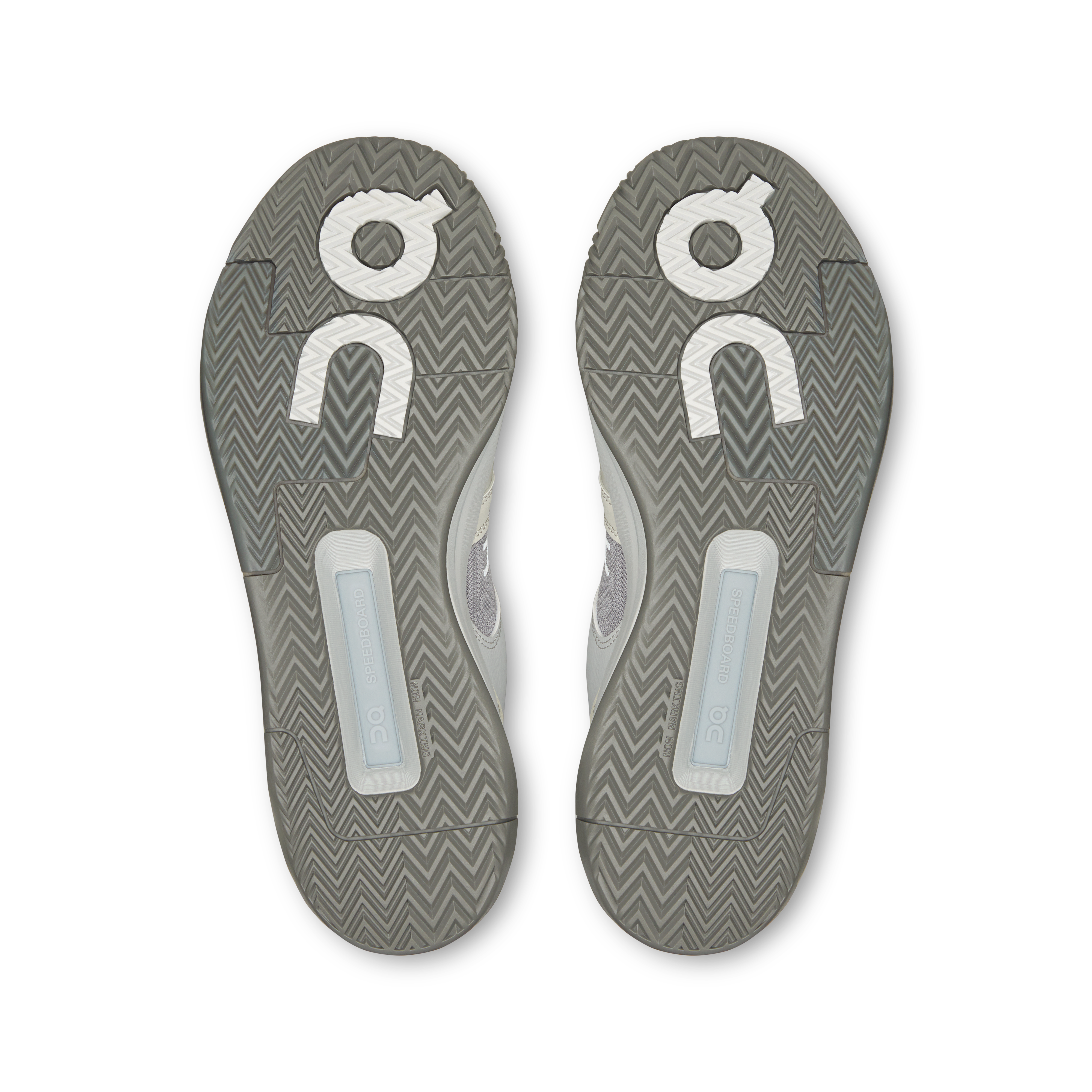 On THE ROGER Clubhouse Pro 2 Clay Glacier & Frost Herren Tennis Schuhe