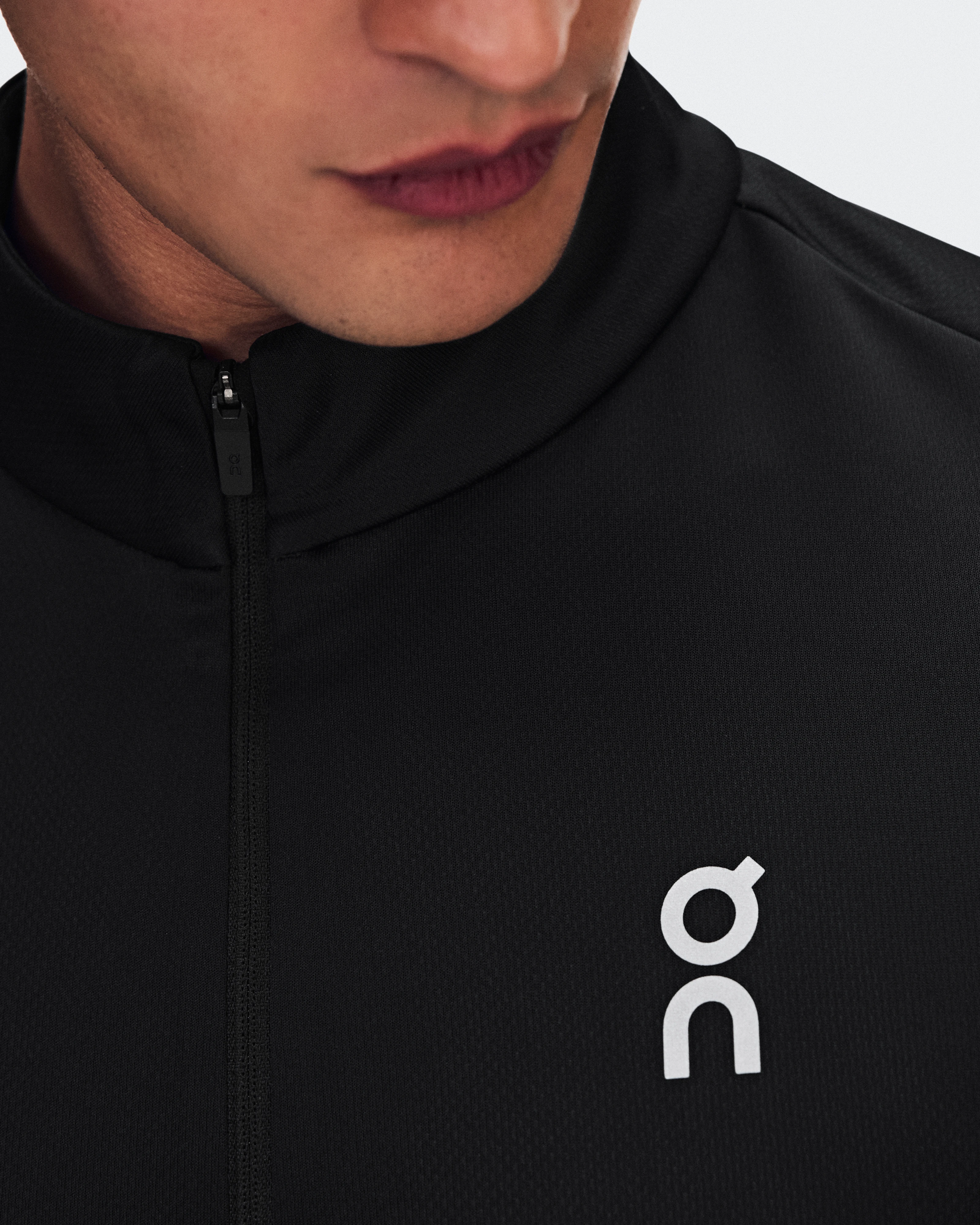 On Core 1/4 Zip Black メンズ フーディ&スウェットシャツ