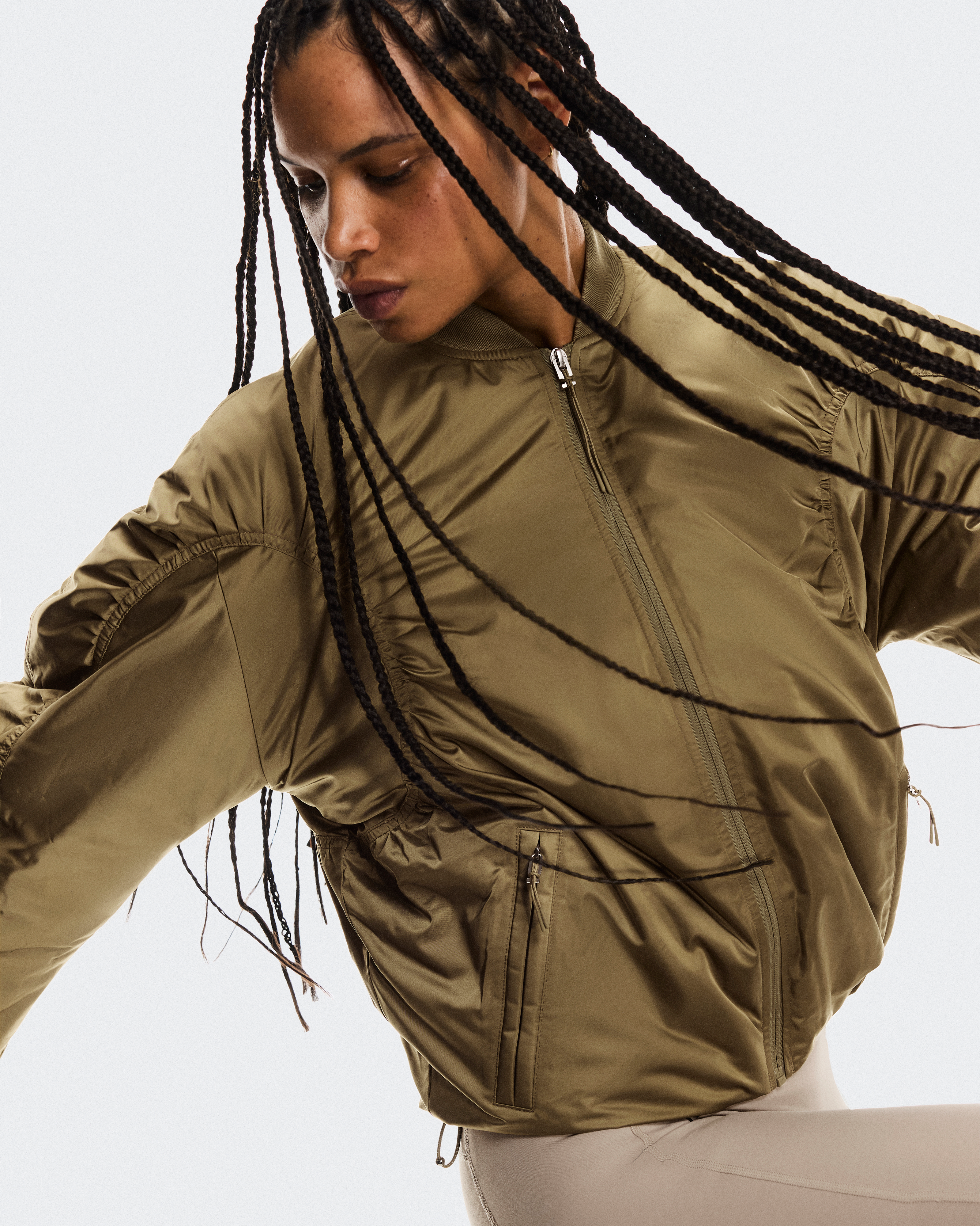 Bomber Jacketنحيف / جوزة الطيب / L