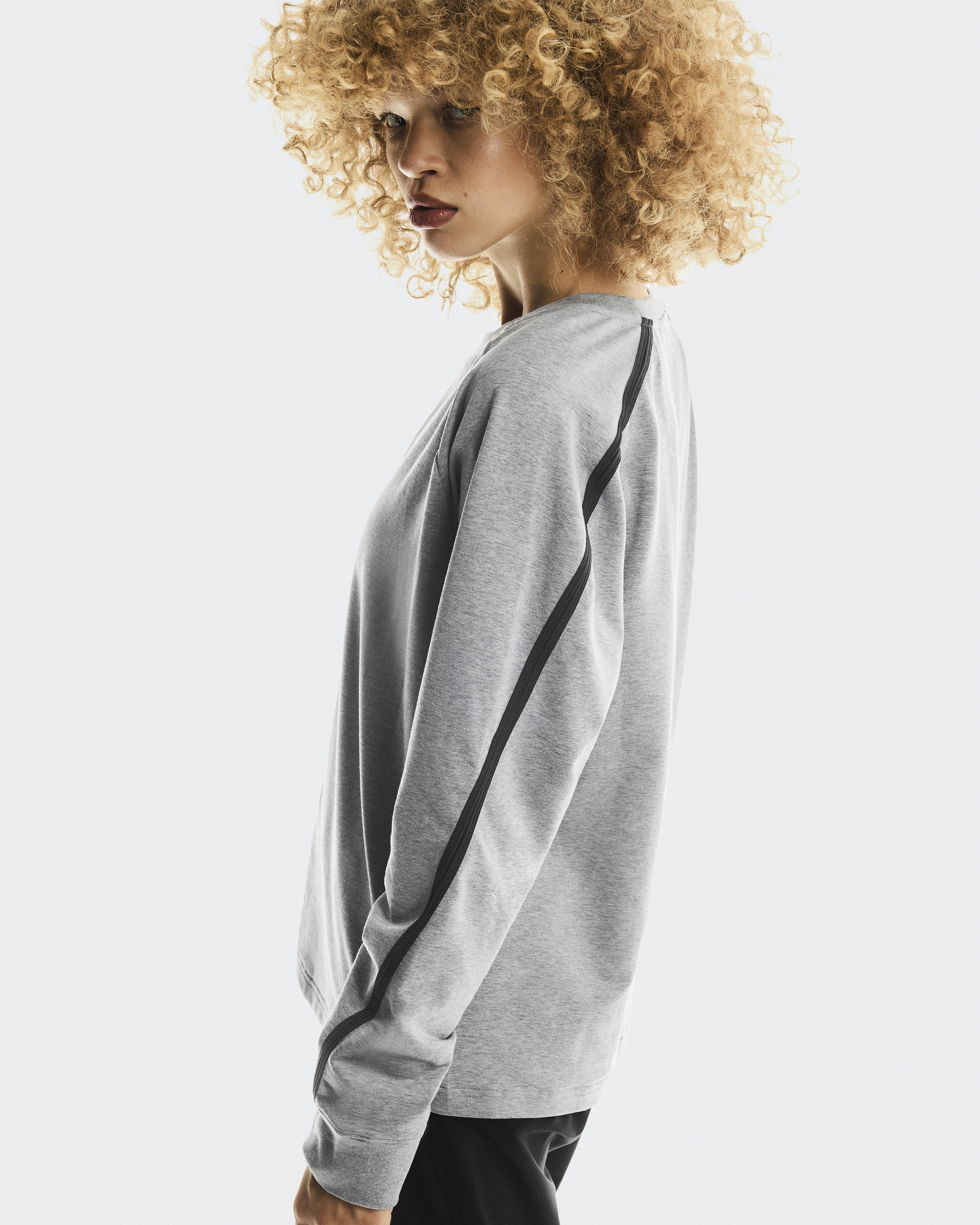 ★日曜限定値下★VAULTROOM ICON CREWNECK / GREY M Women's Studio Crew | Grey | On France