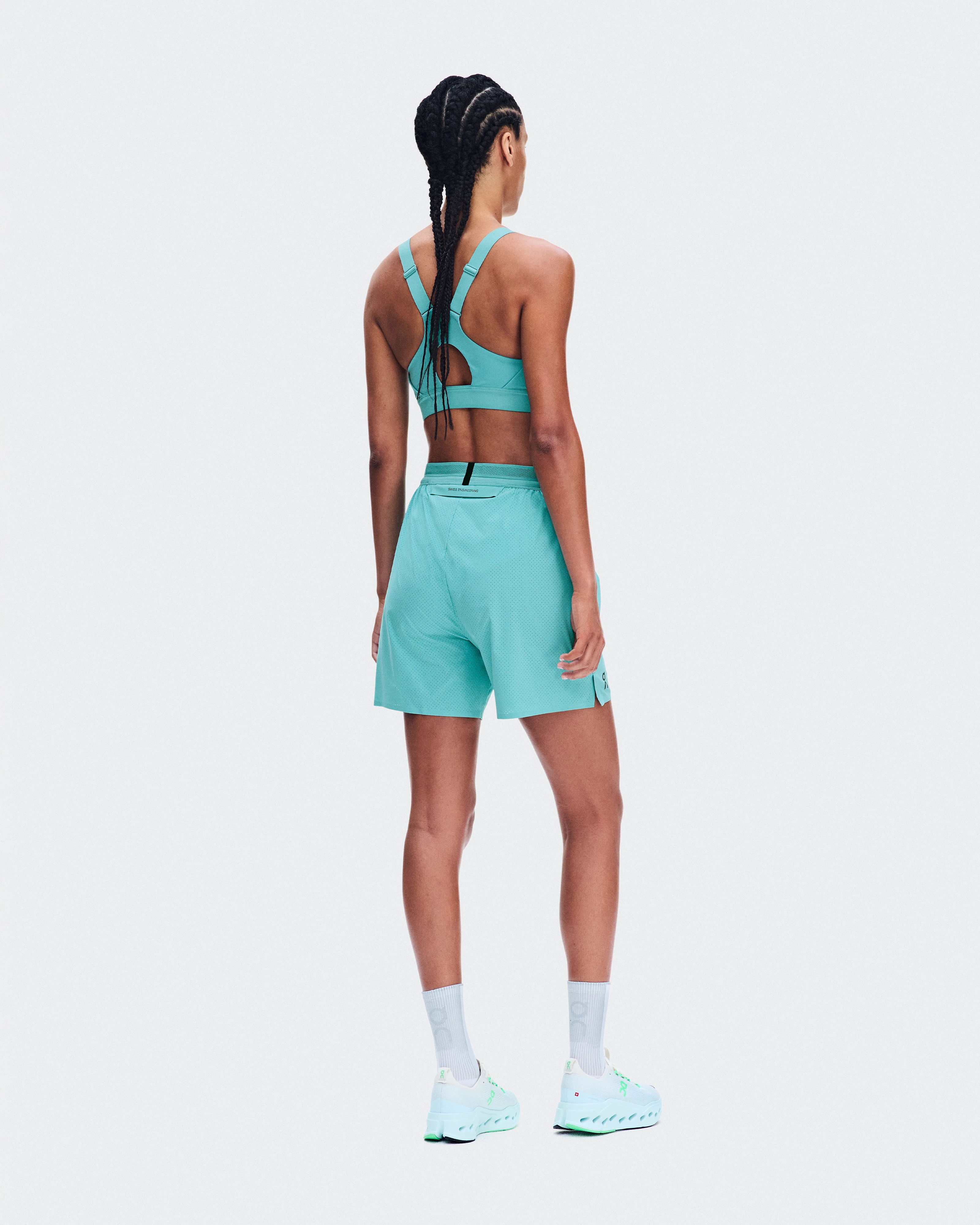 On 5" Performance Shorts Aquamarine Women Shorts