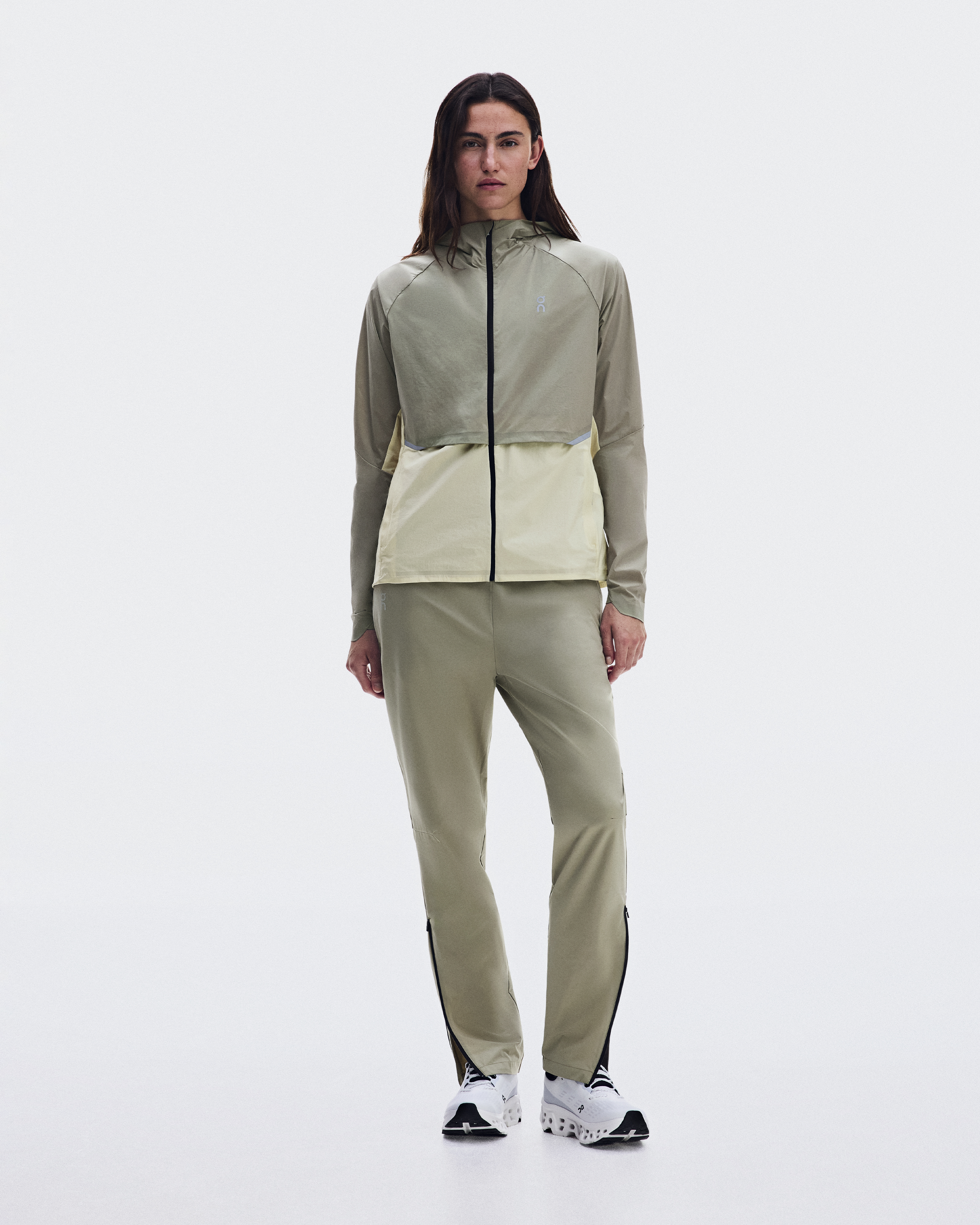 ウィメンズ Core Jacket | グレー | On 日本