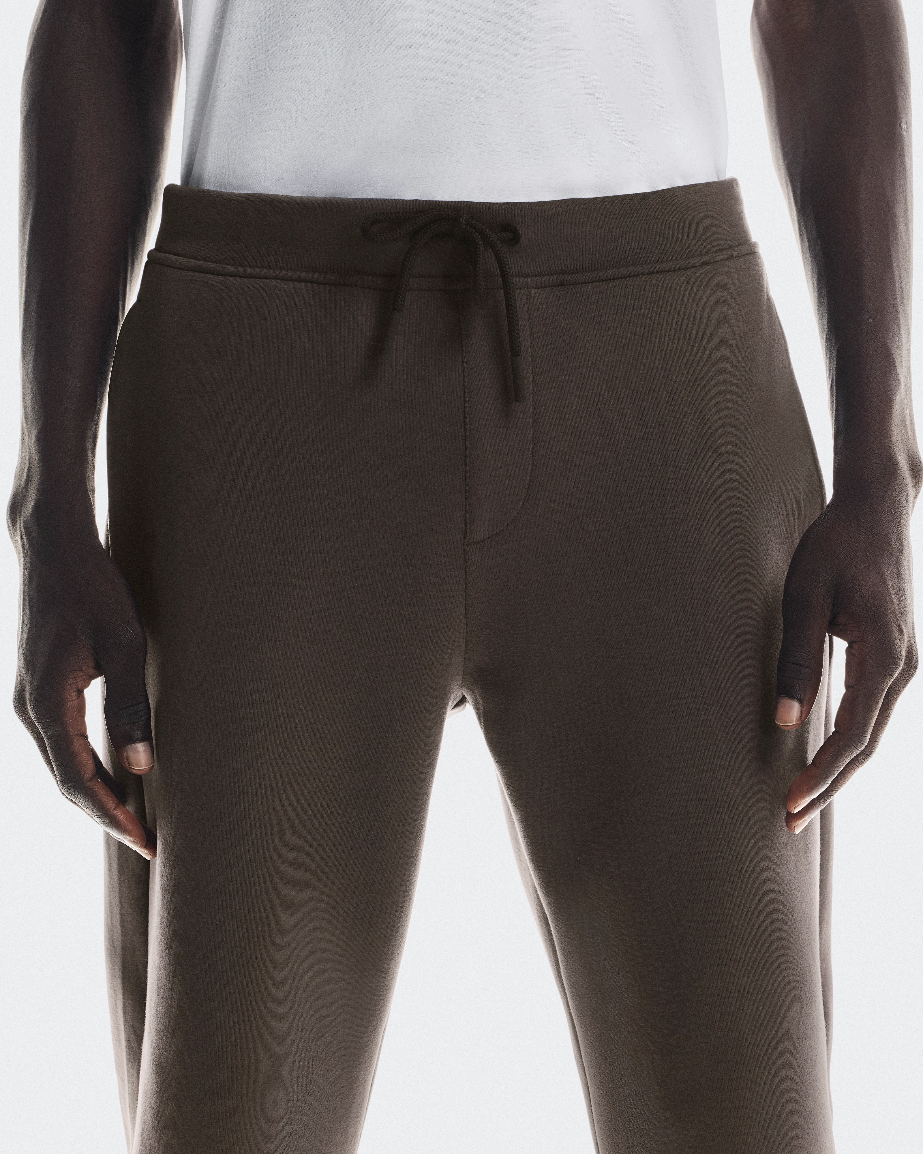 On Focus Tech Sweatpants Pebble メンズ パンツ