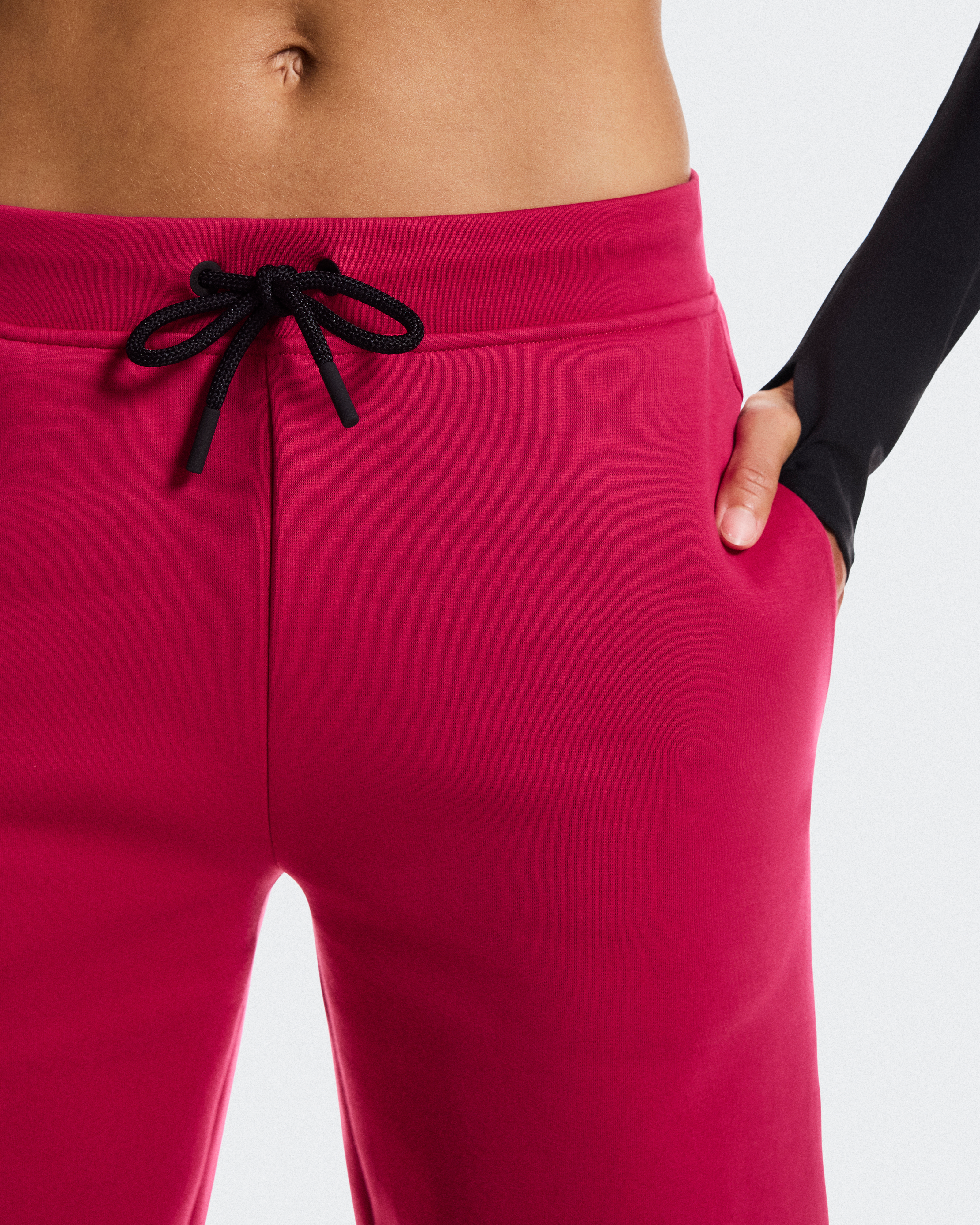 Focus Tech SweatpantsWomen / Grenadine / L