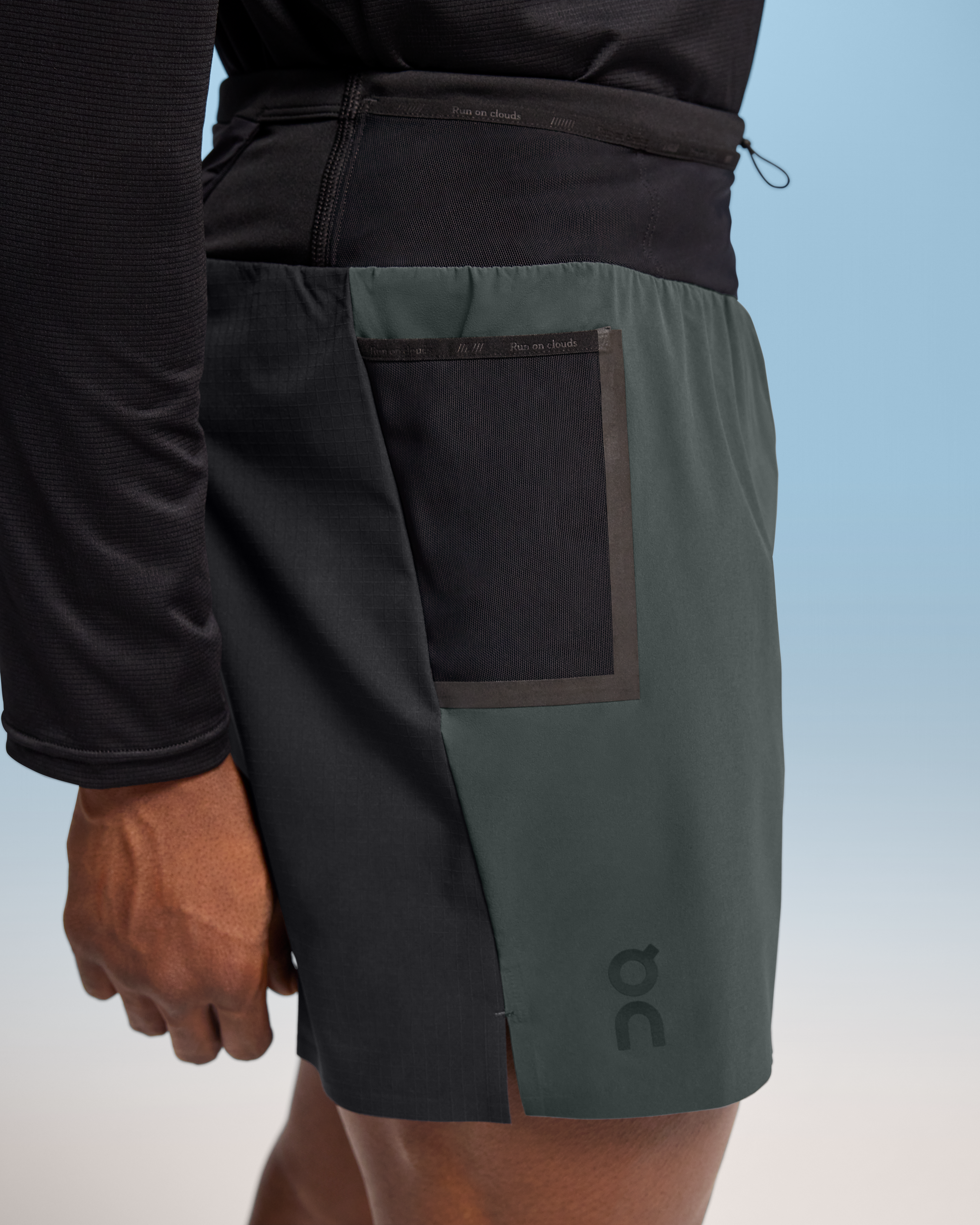 On Ultra Shorts Lead & Black Men Shorts