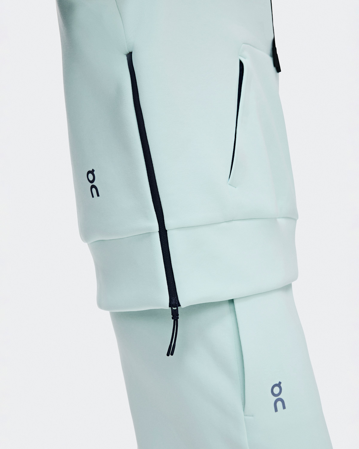 Women's Focus Tech Hoodie
