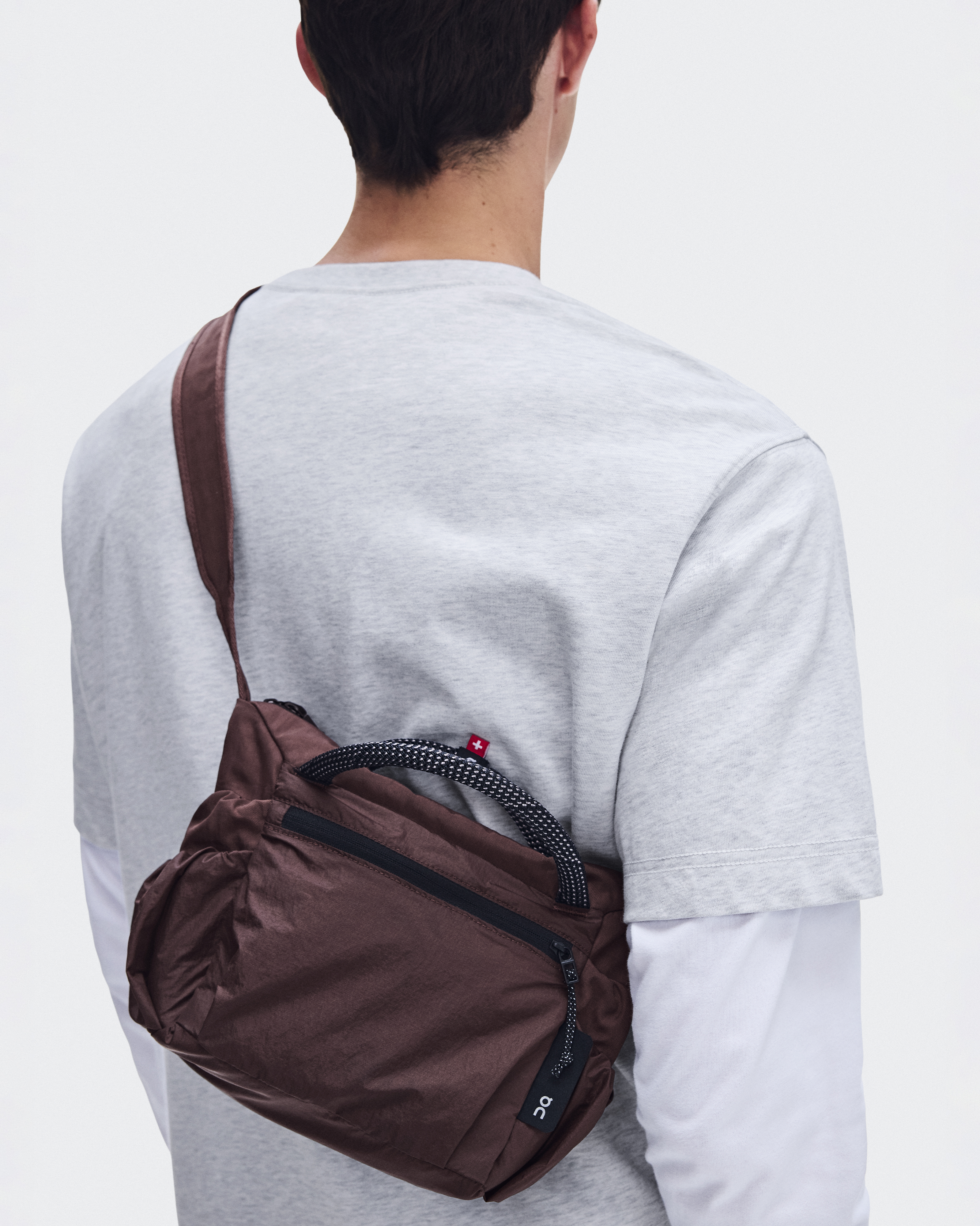 新品未使用On Track Pack Mini Elite magnet Track Pack Mini Elite | Brown & Black | On Japan