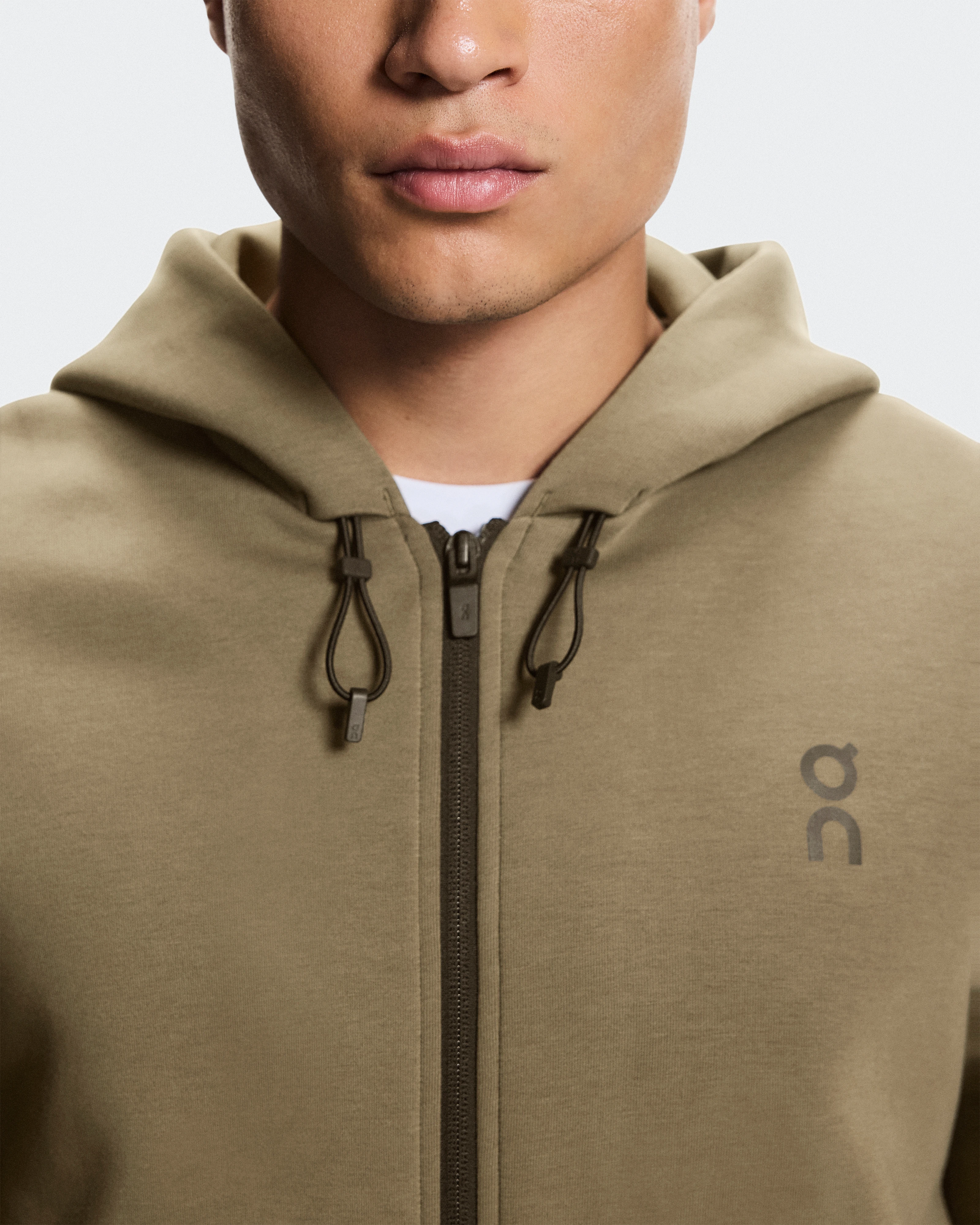 On Focus Tech Zip Hoodie Kalamata Men Hoodies and sweatshirts