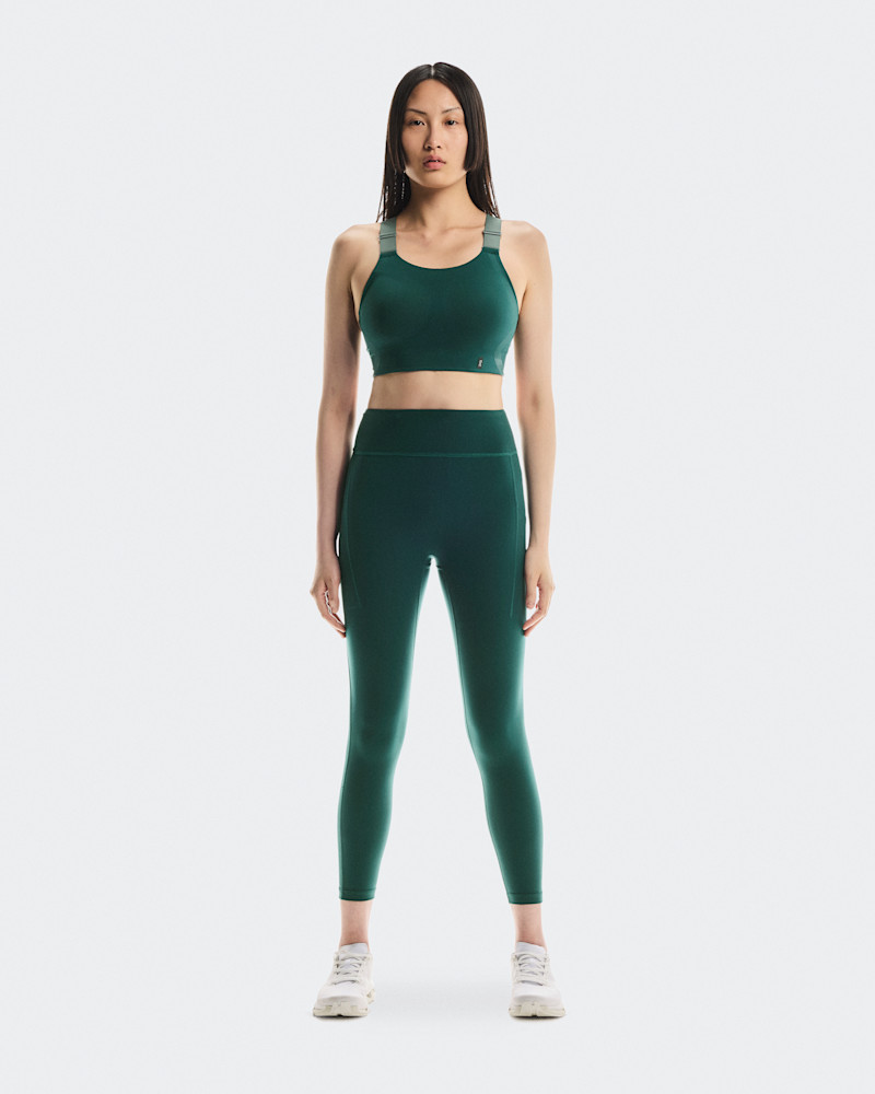 On Women's Performance Flex Bra in Spirulina/Olive, Size: Medium, Polyester Mesh Polyamide