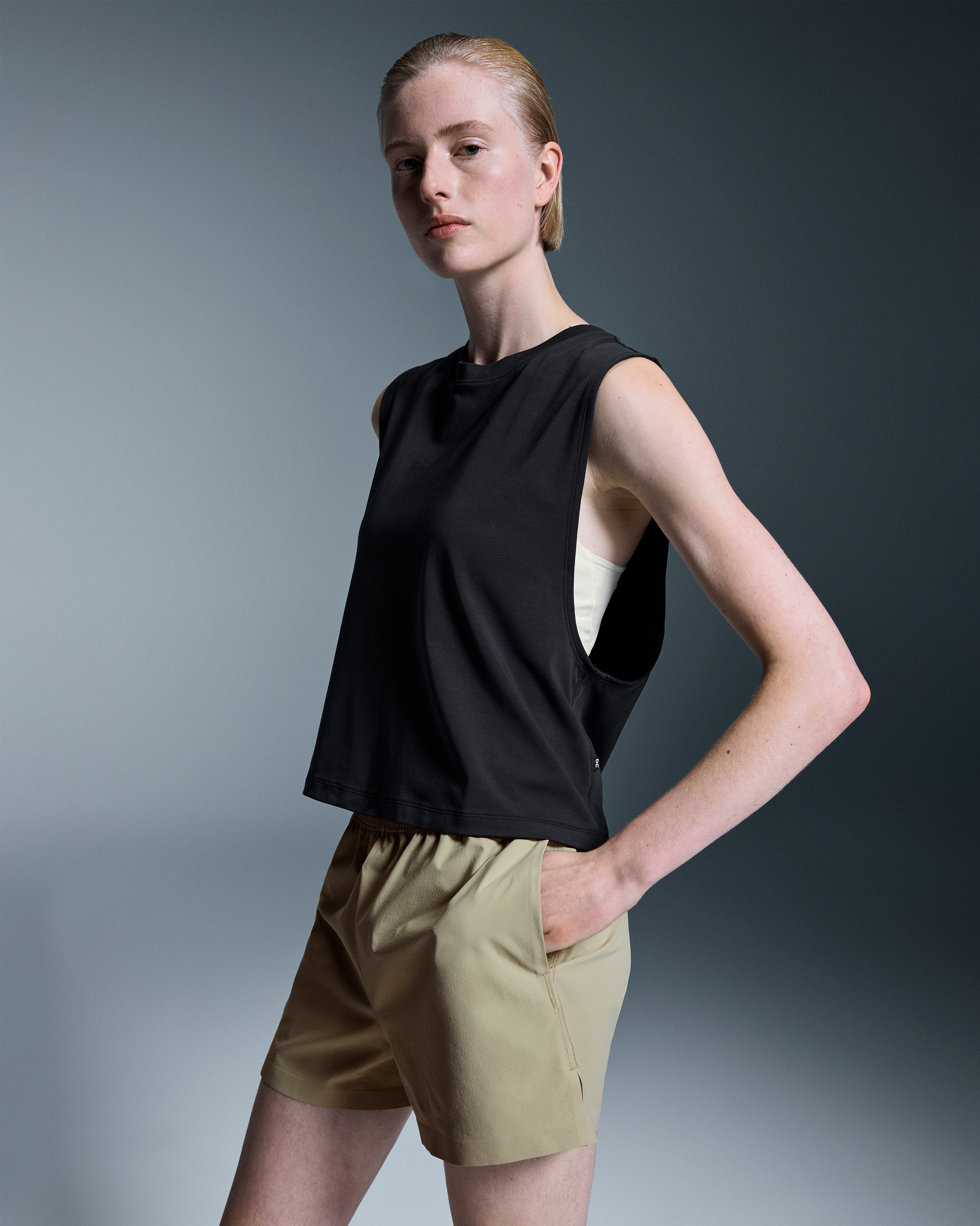 Focus Cropنحيف / Black / M
