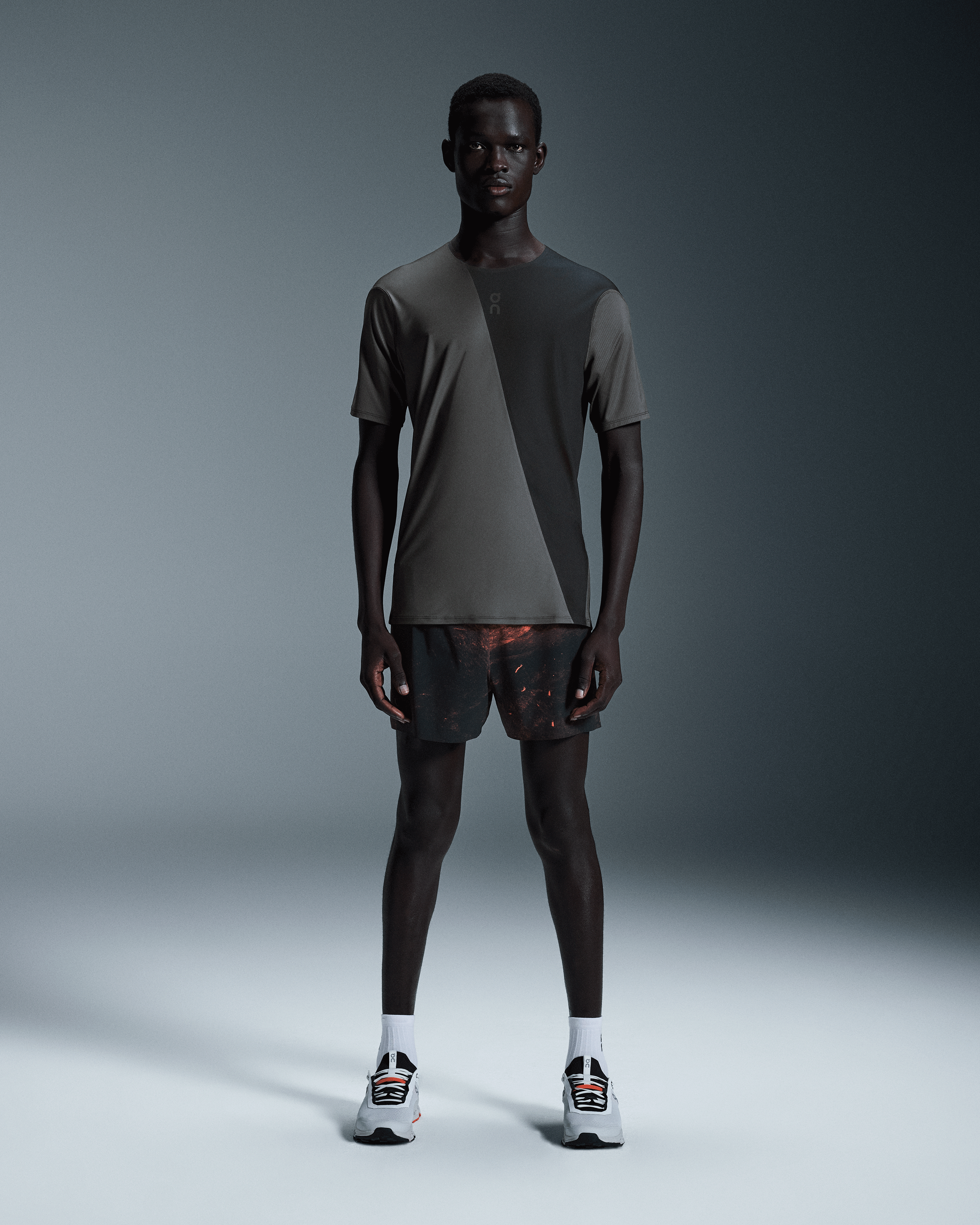 Ultra-T Short-Sleeve Shirt in Eclipse/Black