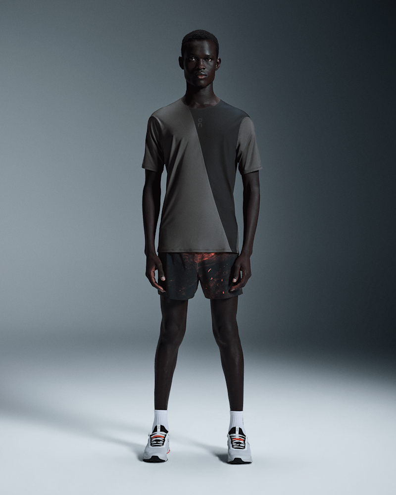 On Men's Ultra-T Short-Sleeve Shirt in Eclipse/Black, Size: Large, Polyester