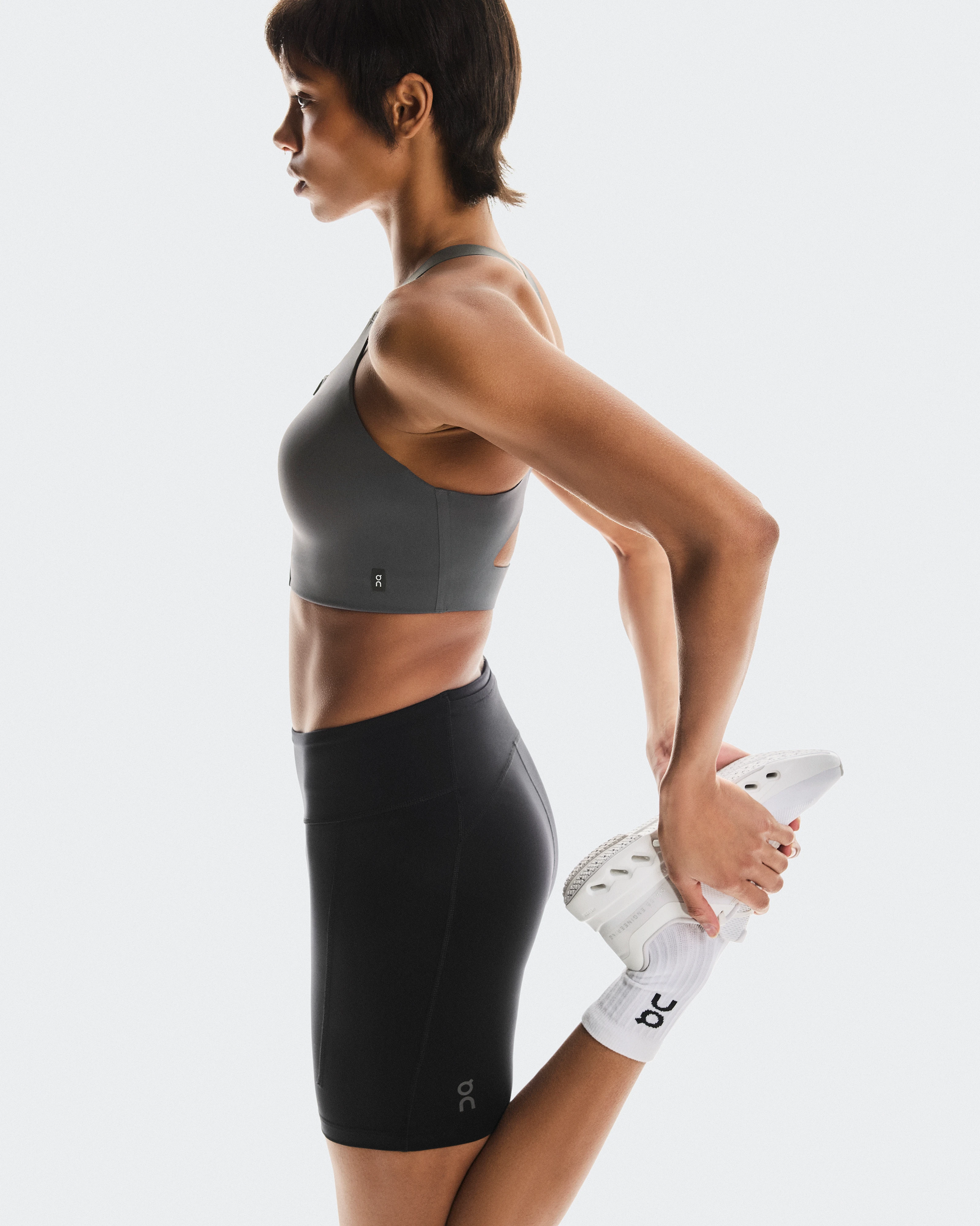 On Performance Tights Short Black Women Tights