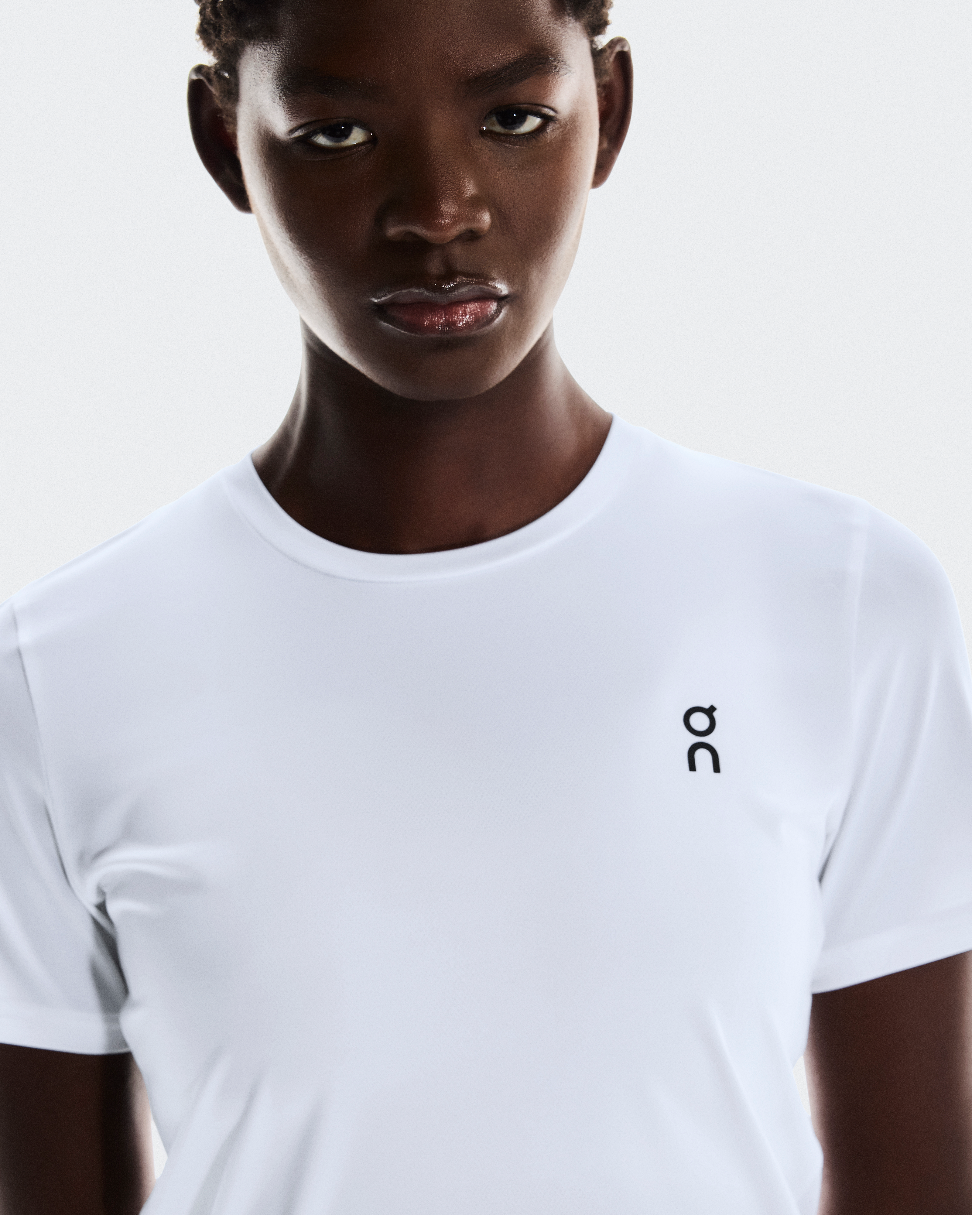 Court-TWomen / All White / L