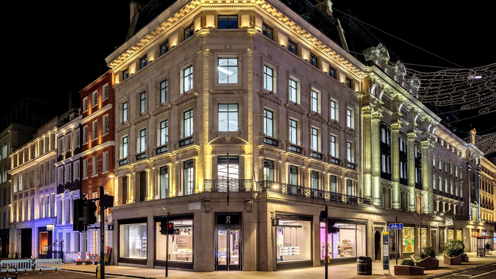 On Flagship Store London Regent Street | On United Kingdom