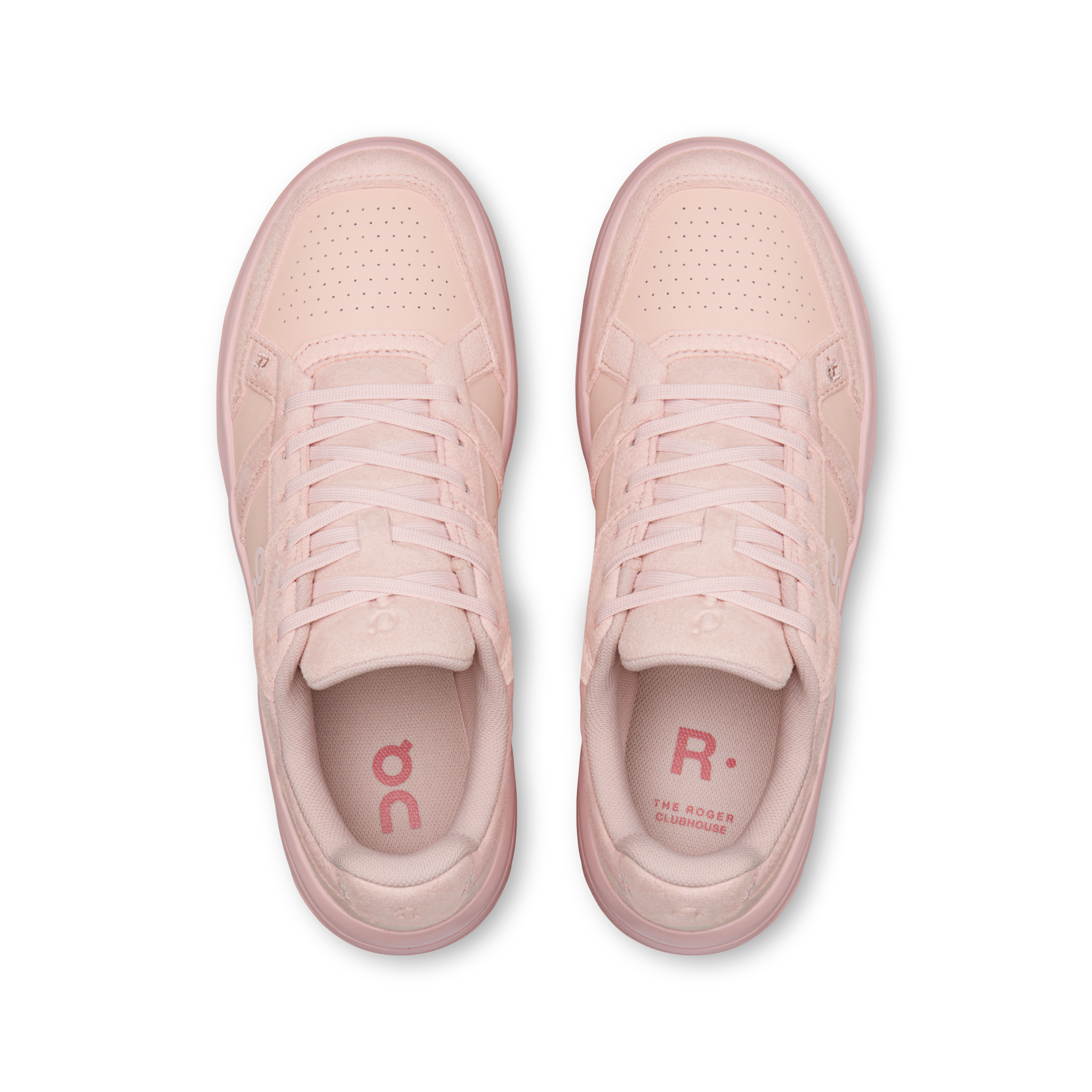 On THE ROGER Clubhouse Ace Doe & Doe Women Tennis Shoes