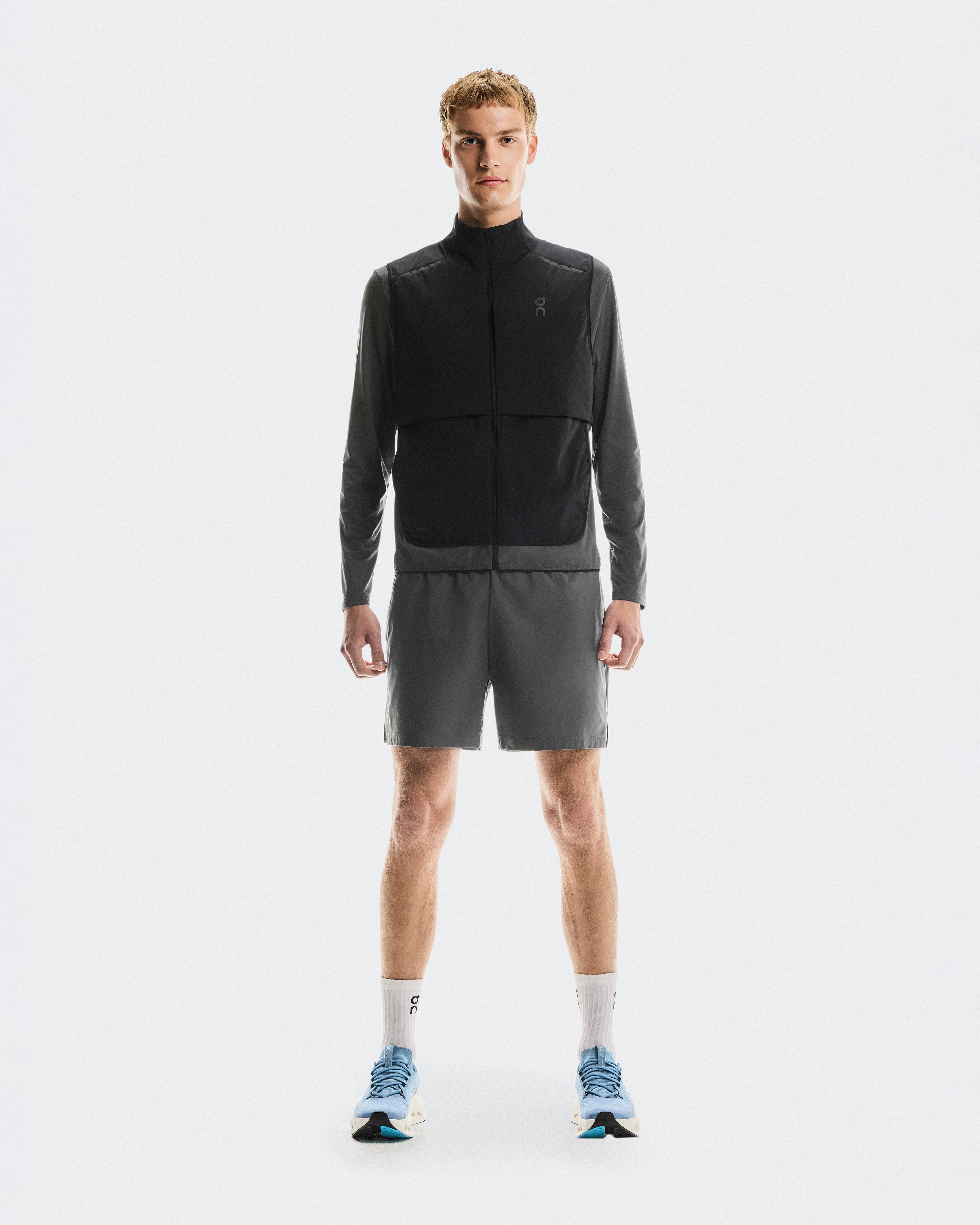 On Weather Vest Black & Eclipse Men Jackets