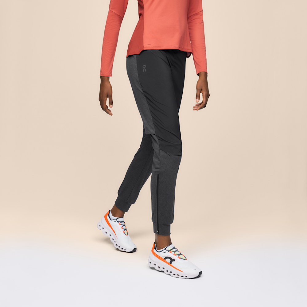 Women's Lightweight Pants | Black | On United States