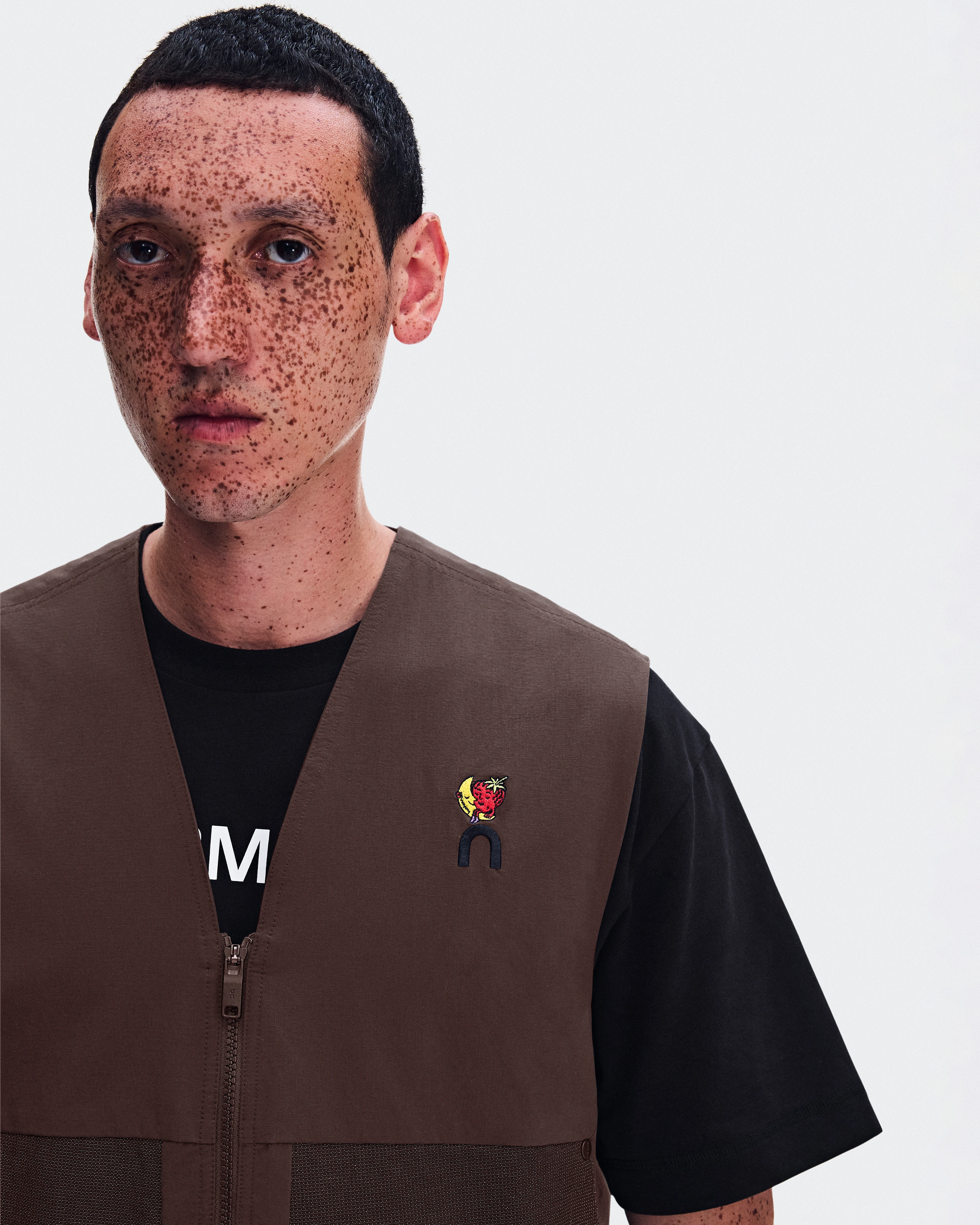 On Utility Vest SHG Medjool Unisex Vests