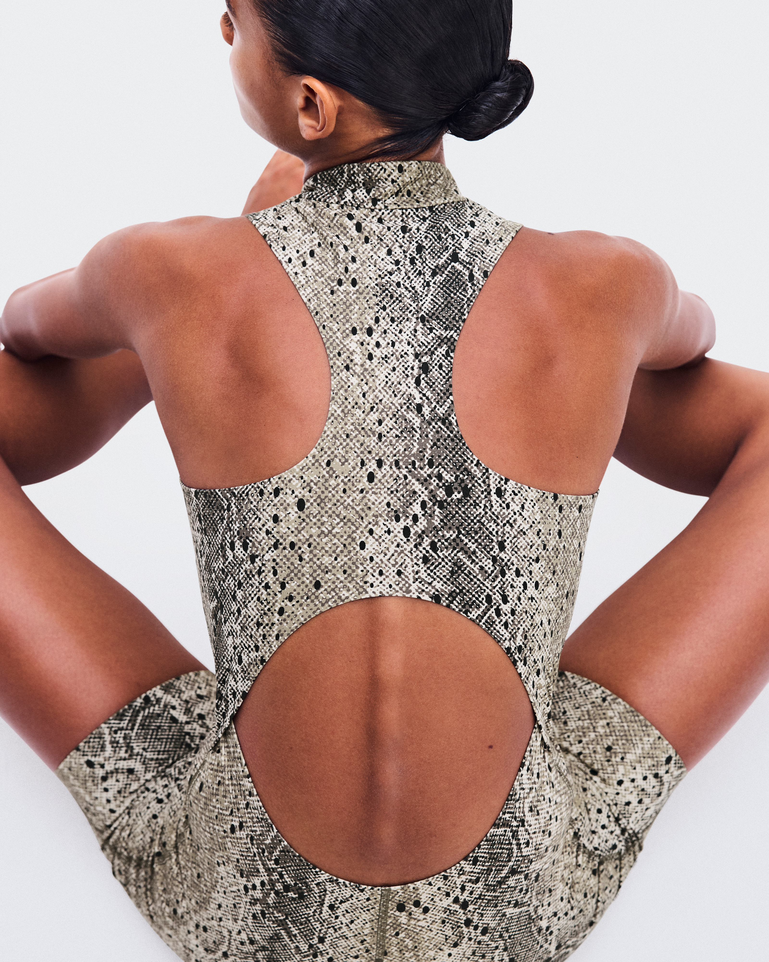 Studio Bodysuitنحيف / Antler | Black / L