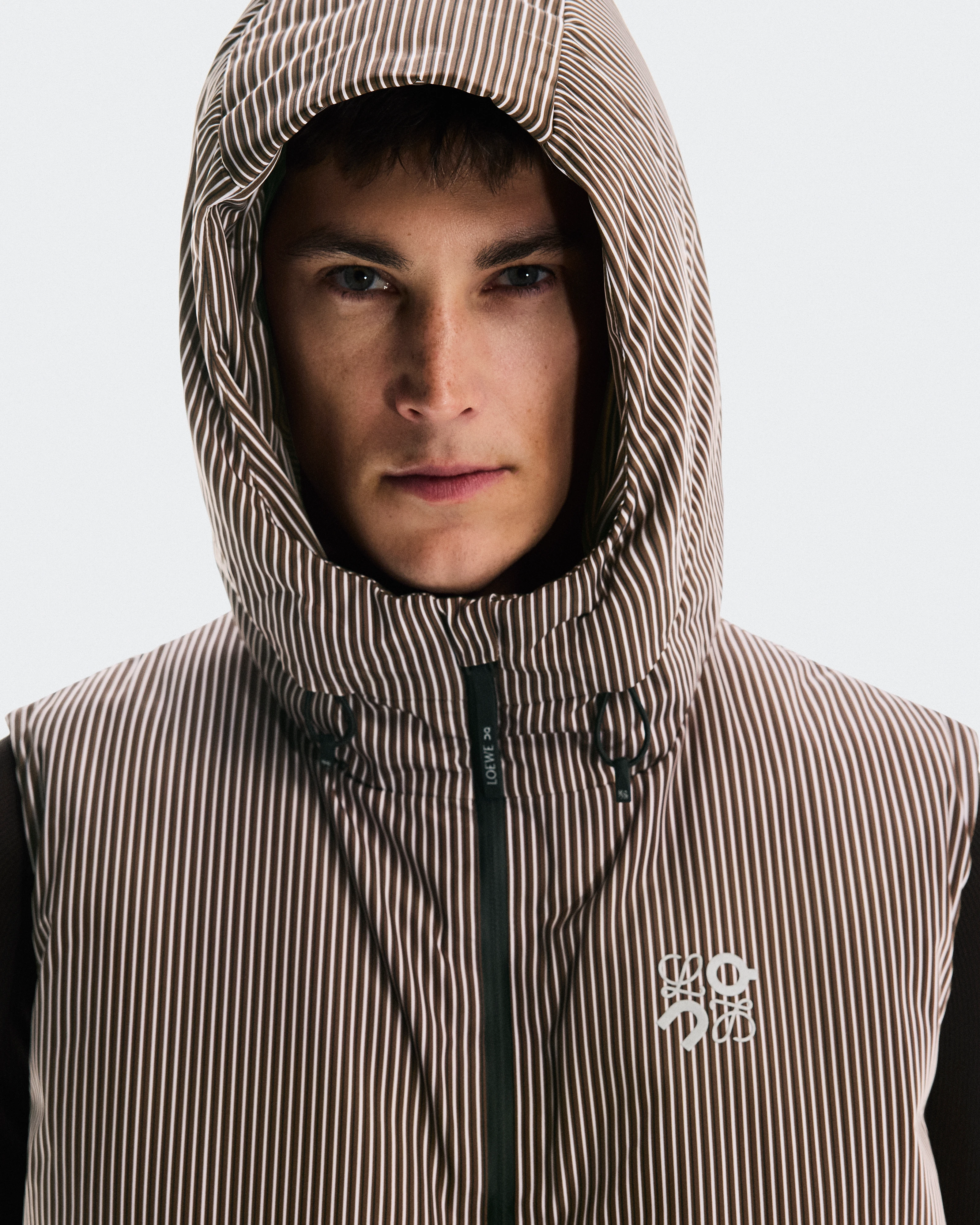 On Puffer Vest LOEWE Brown & Pink Unisex Jackets