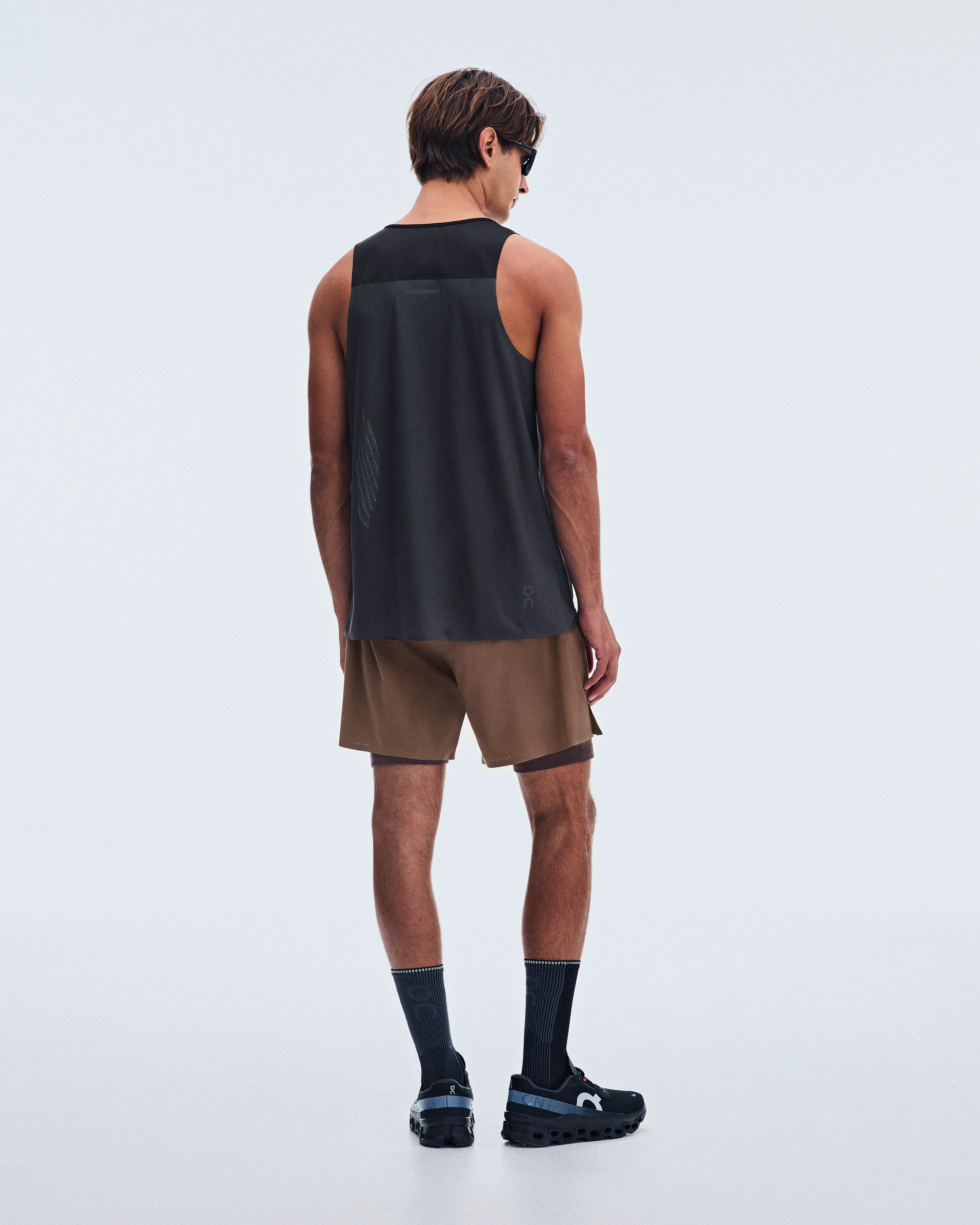 On 5" Performance 2/1 Shorts Acorn & Mulberry Hombre – Running de rendimiento, ligeros, evacuan el sudor Pantalones cortos