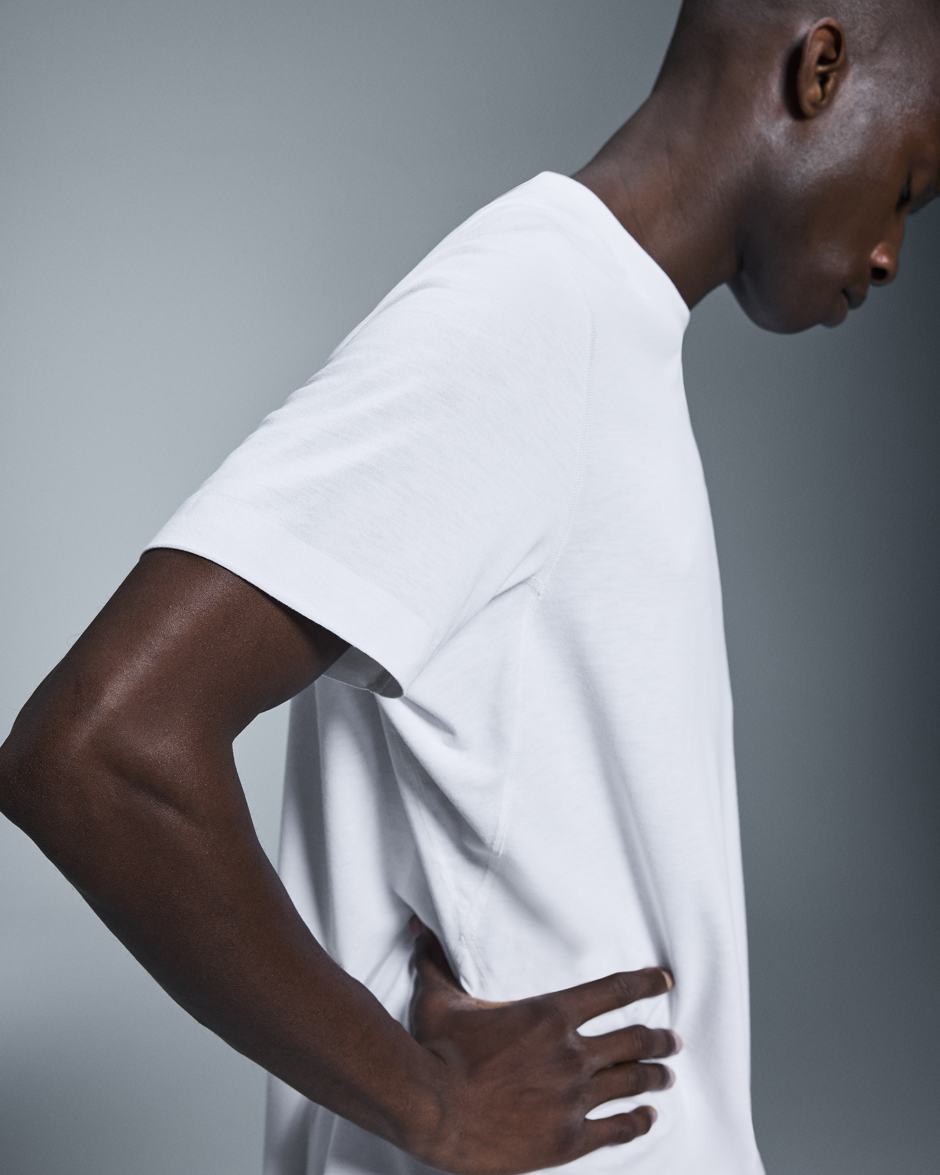 Tシャツ・カットソー ELEVENTY Men T Shirts K75TSHK03TSH2600101N White K75TSHK18_TET0K024_0_1024x.jpg