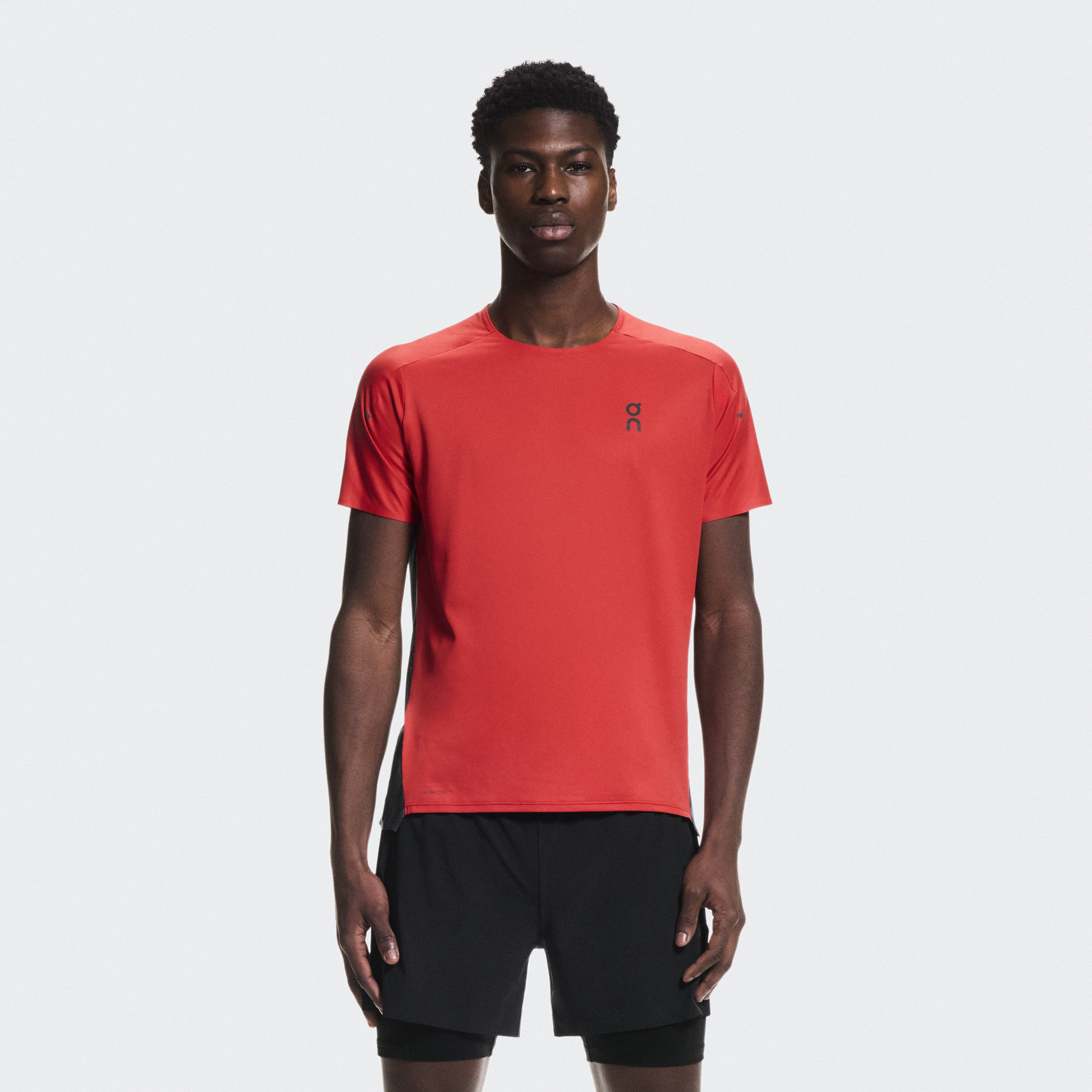 Men's running tops & t-shirts | On Canada