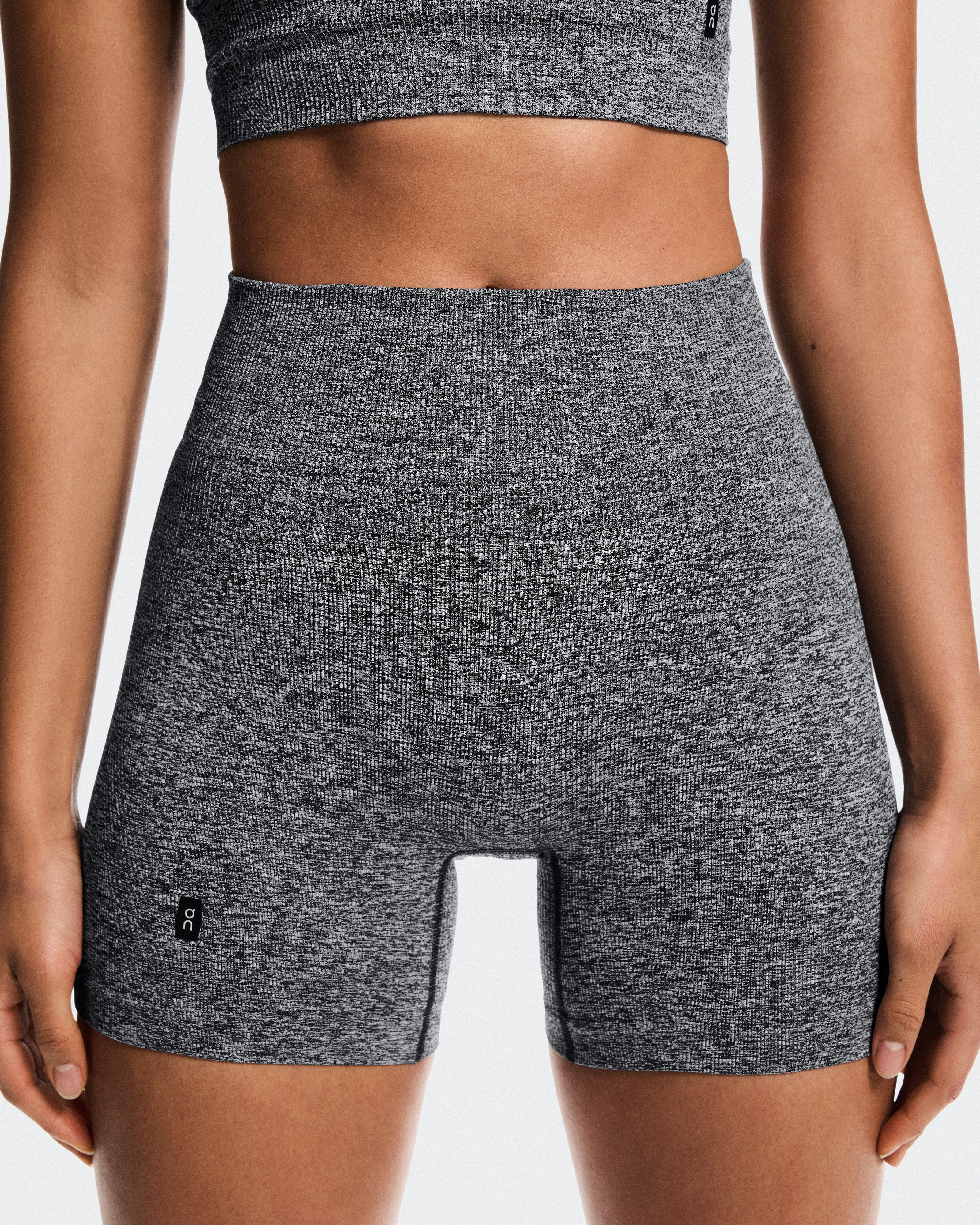 On Studio Knit Shorts Graphite Heather Feminino Shorts
