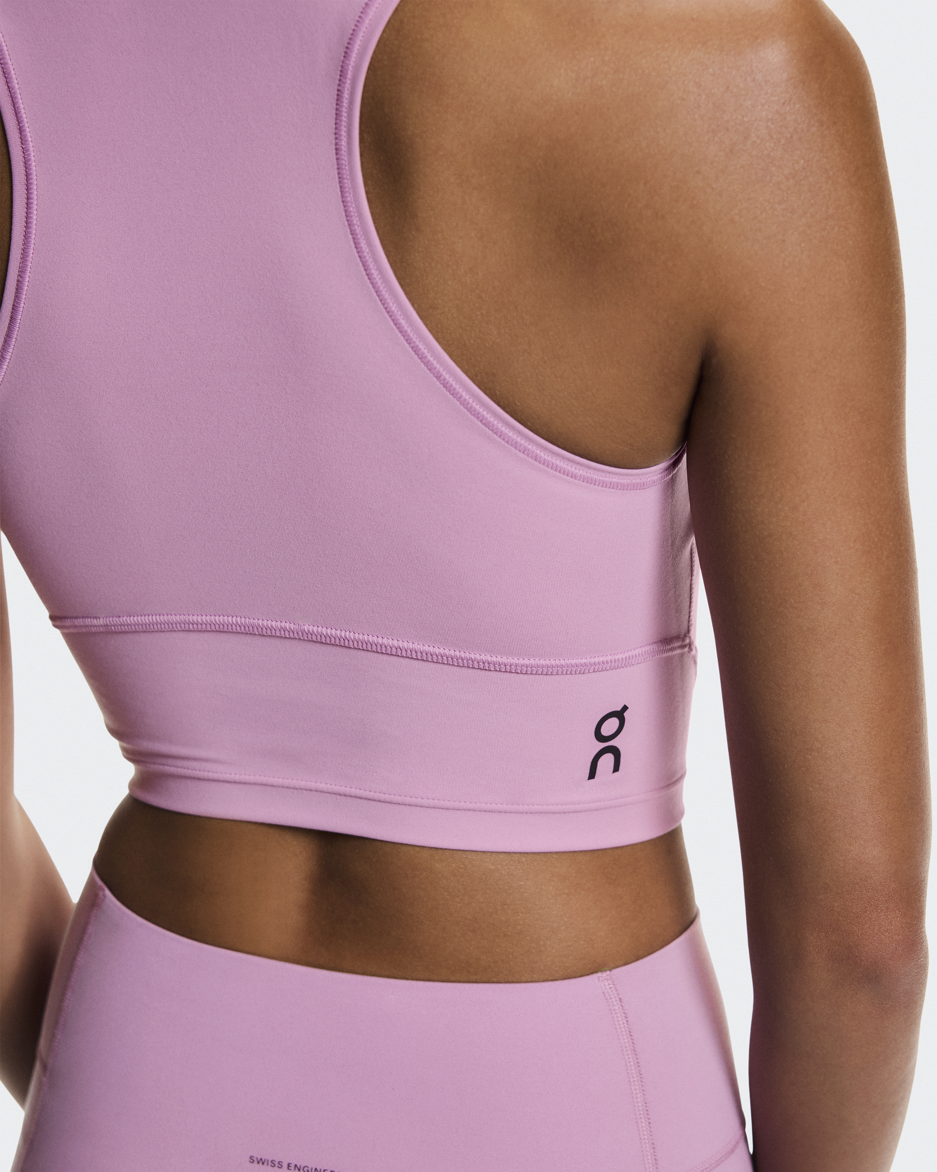 ウィメンズ Studio Crop | ピンク | On 日本