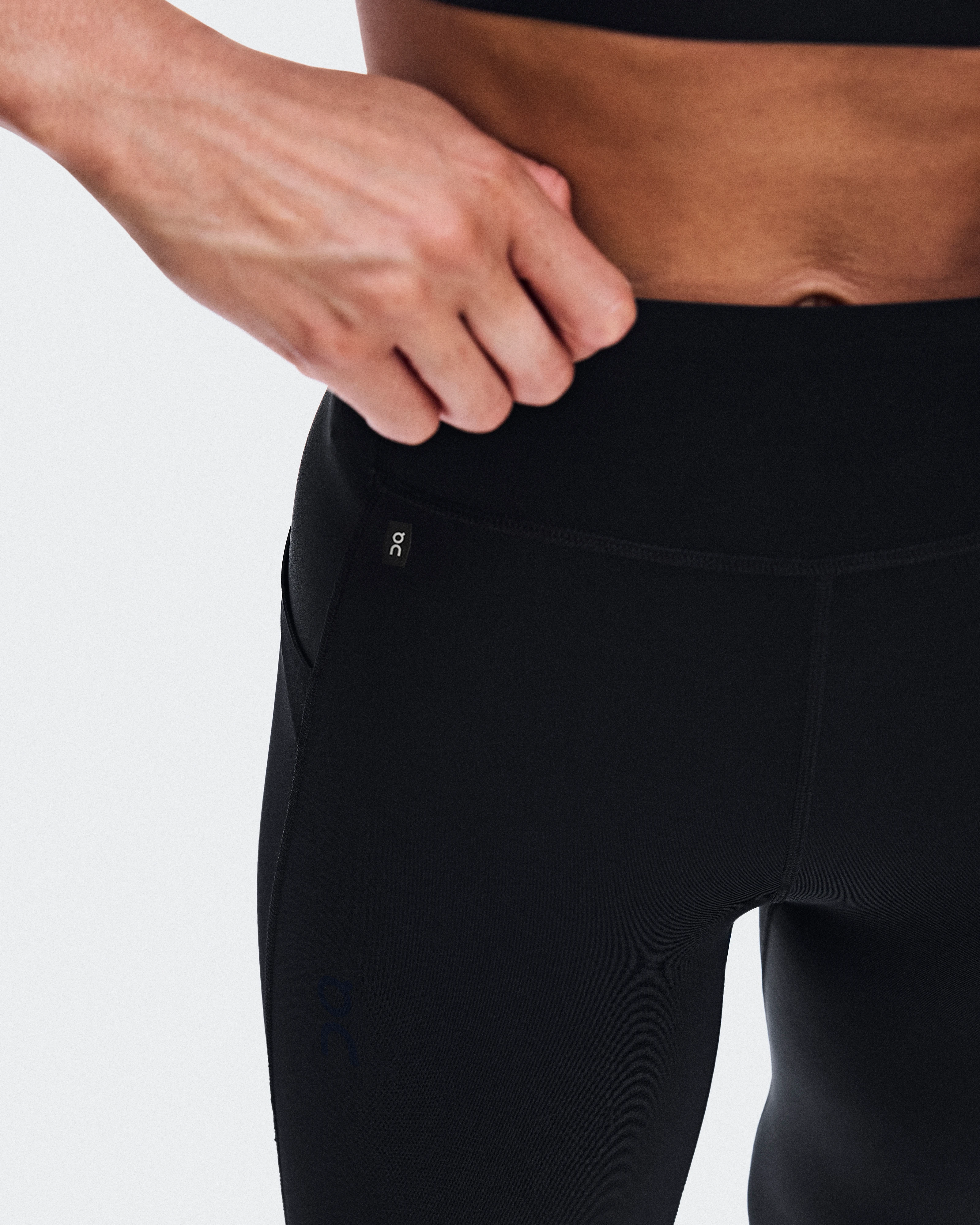 On Train Tights 7/8 Black Women – High-intensity training Tights