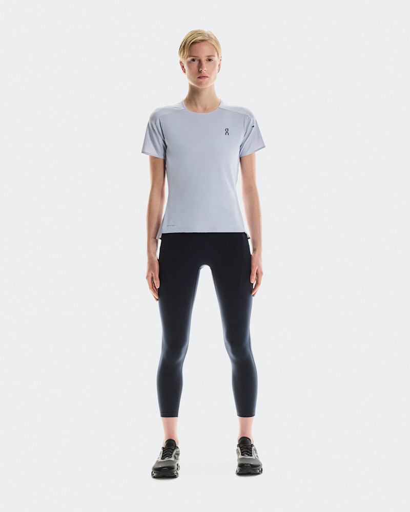 On Women's Performance-T Short-Sleeve Shirt in Nimbus/Lilac, Size: XL, Polyester