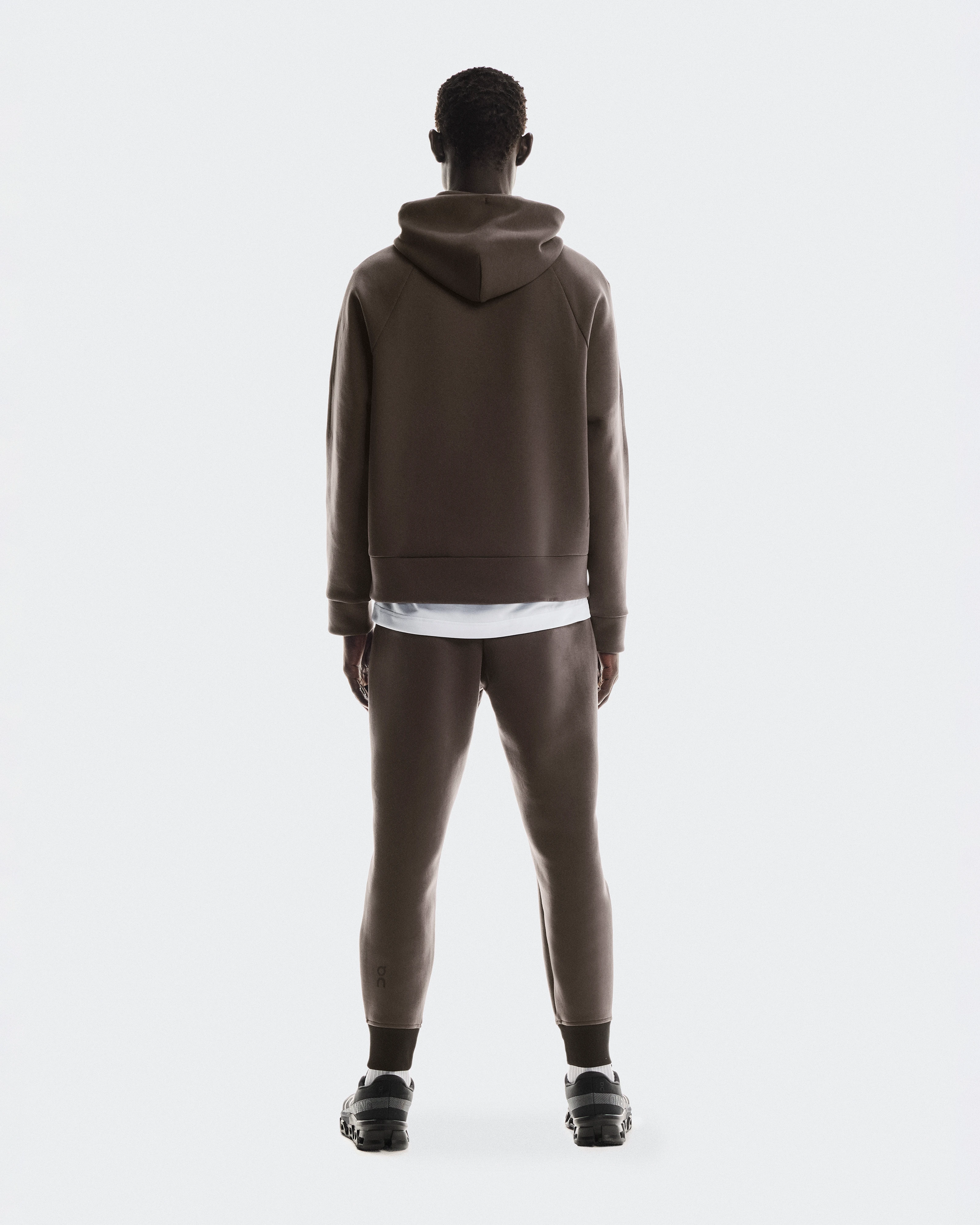 On Focus Tech Sweatpants Pebble メンズ パンツ