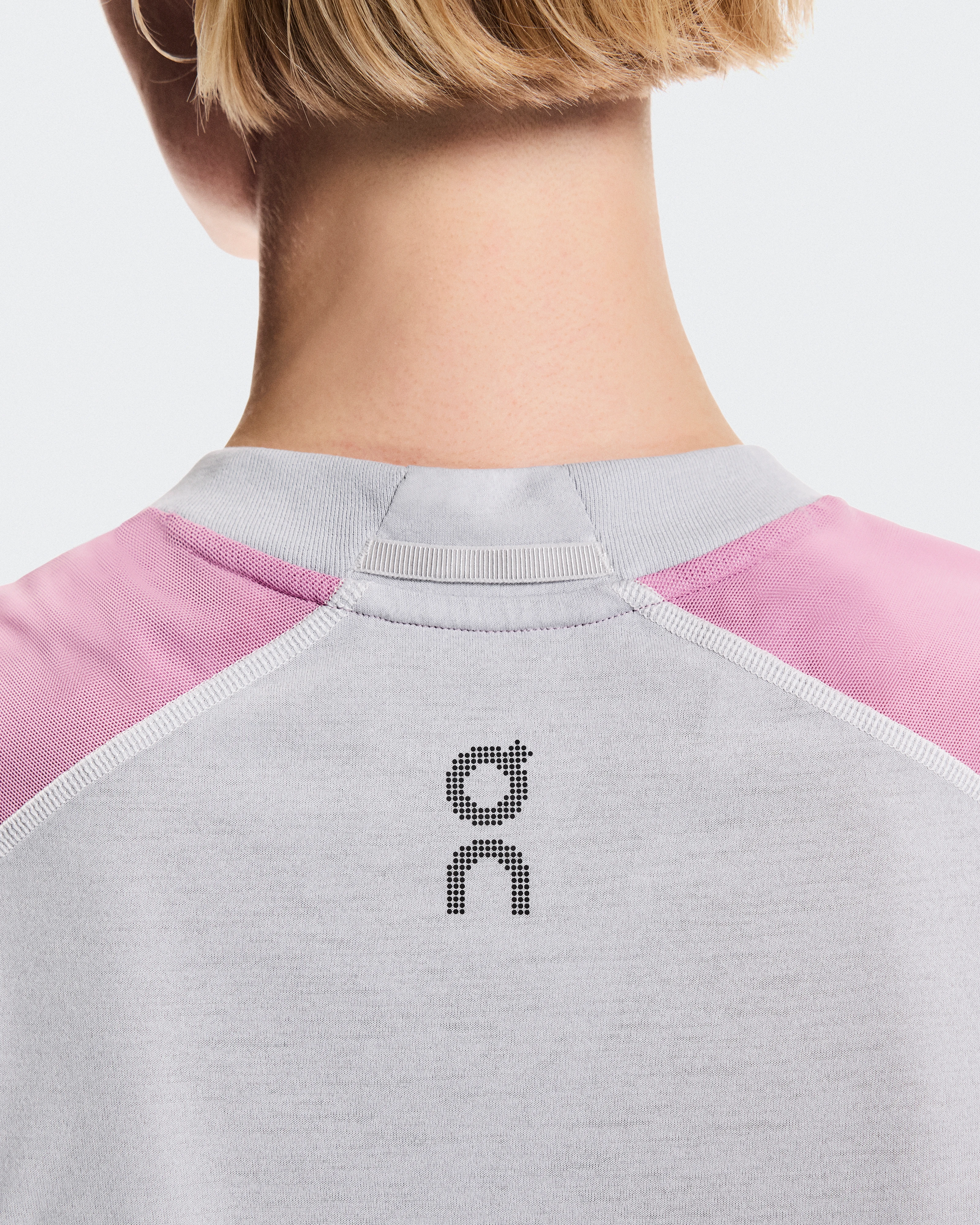 On Train Volt Tank Crater Women Tops and t-shirts