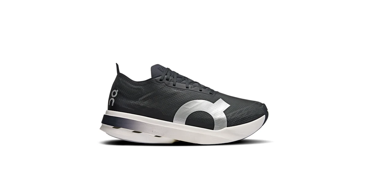 Men's Cloudboom Strike | Black | On United States Men's Cloudboom Strike | Black | On United States