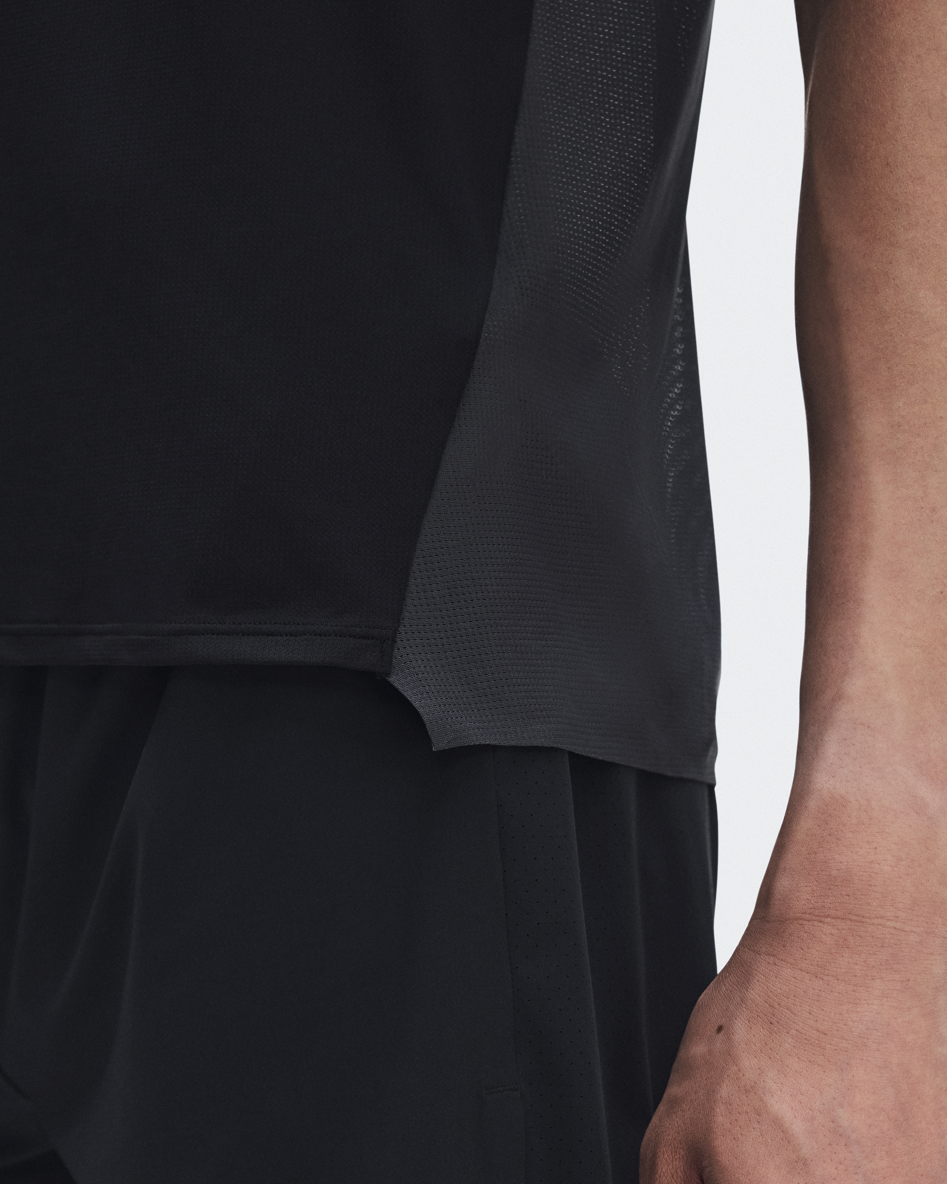Men's Performance-T | Black | On United States