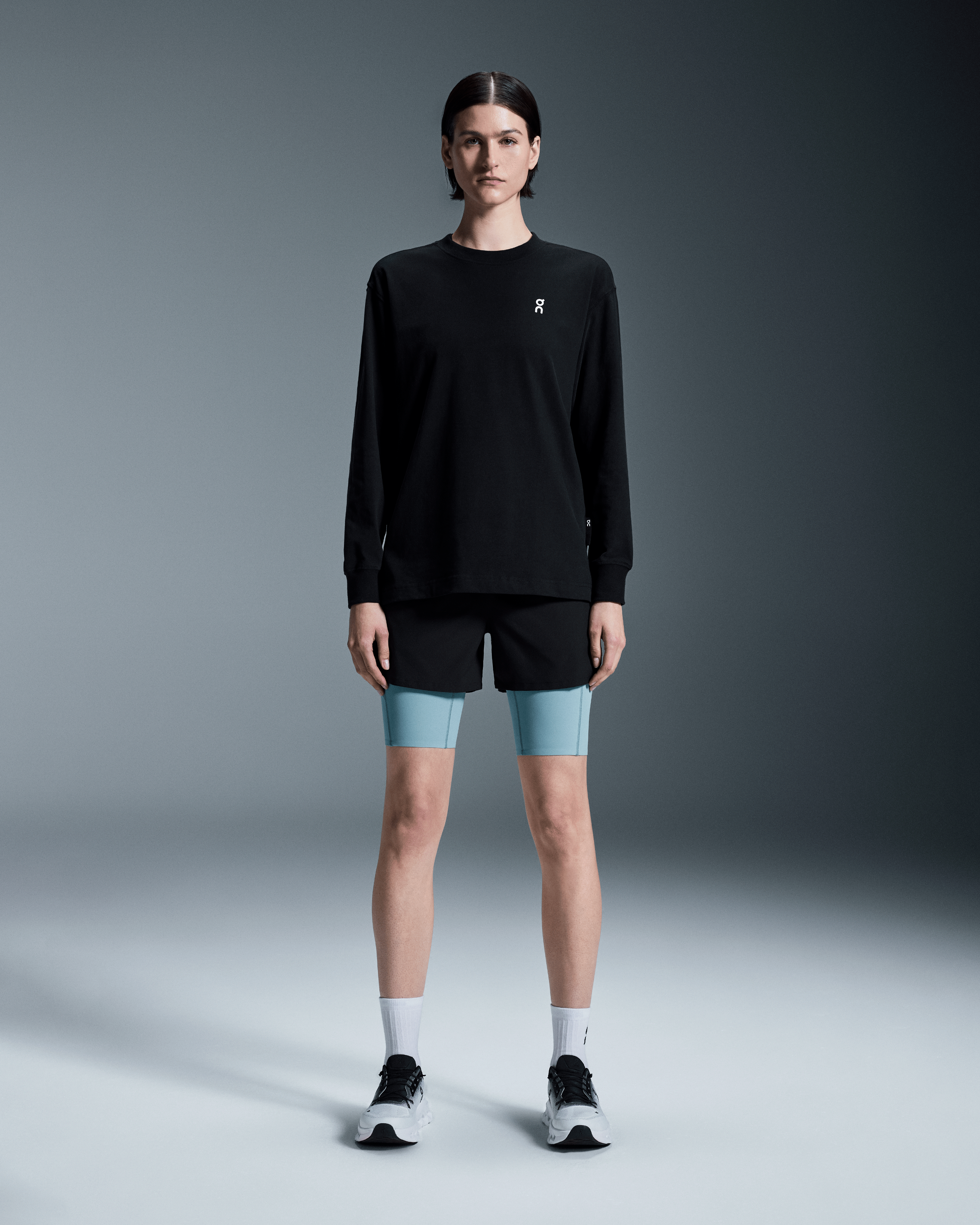 Club Long-T Long-Sleeve Shirt in Black