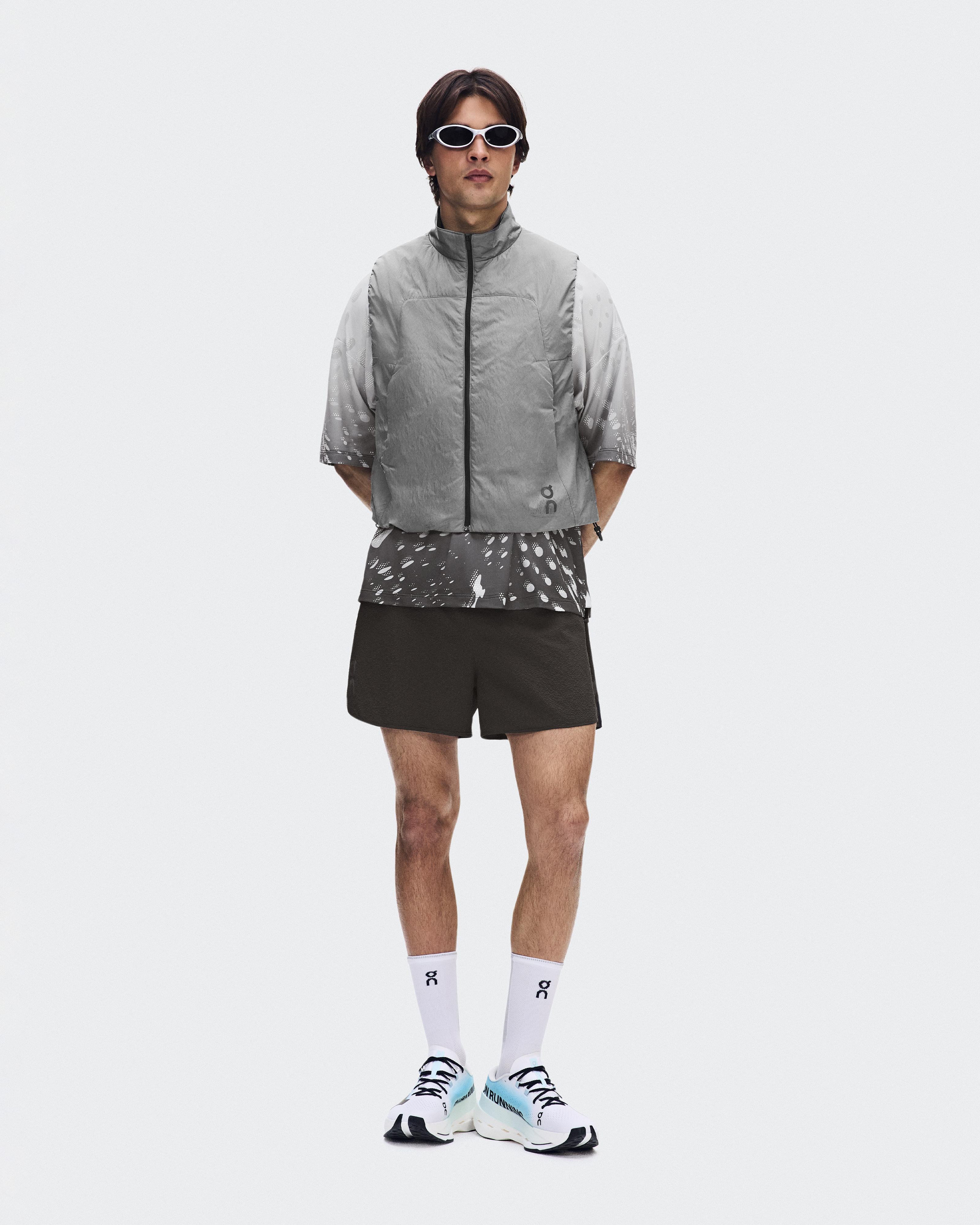 Performance Volt Vest in Glacier