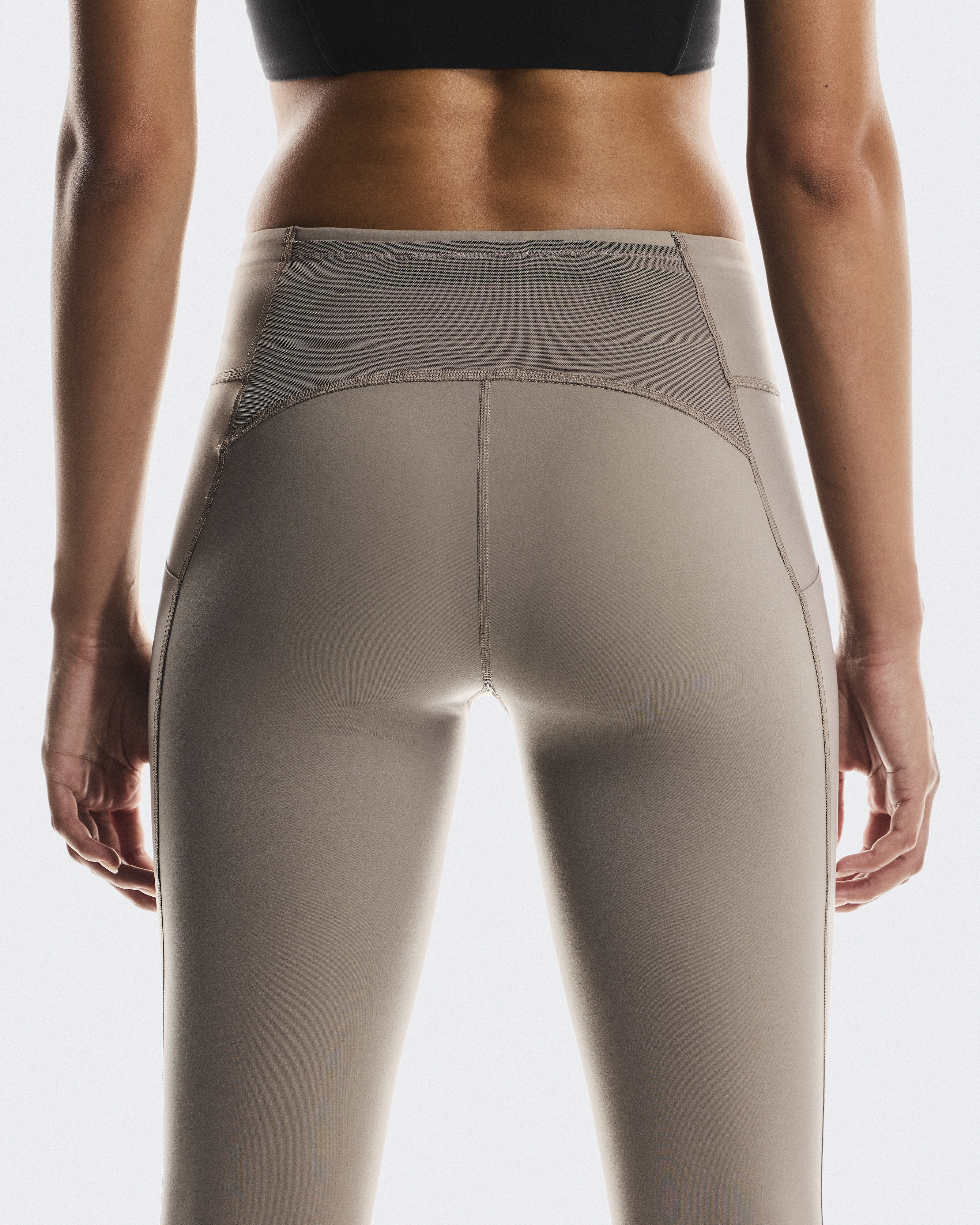 Women's Performance Tights 7/8 | Grey | On United States