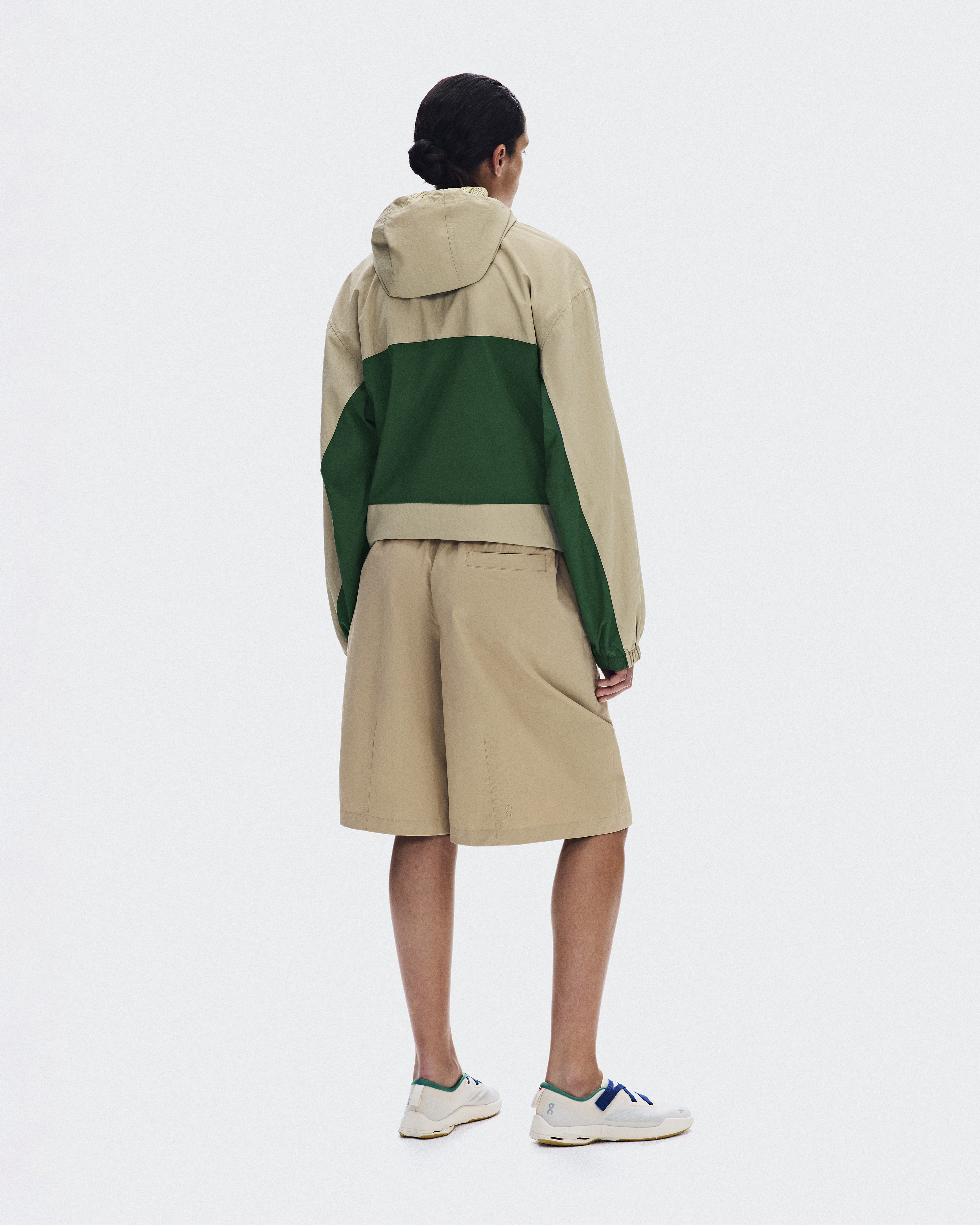 REPUBLIC アノラック グリーンとホワイトパンツ ウィメンズ Half-Zip Anorak | On 日本